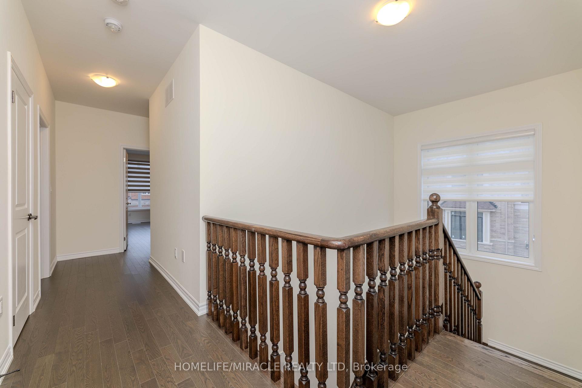 Photo 22 of 89 Halldorson Avenue, Aurora, Bayview Northeast — HOMEH