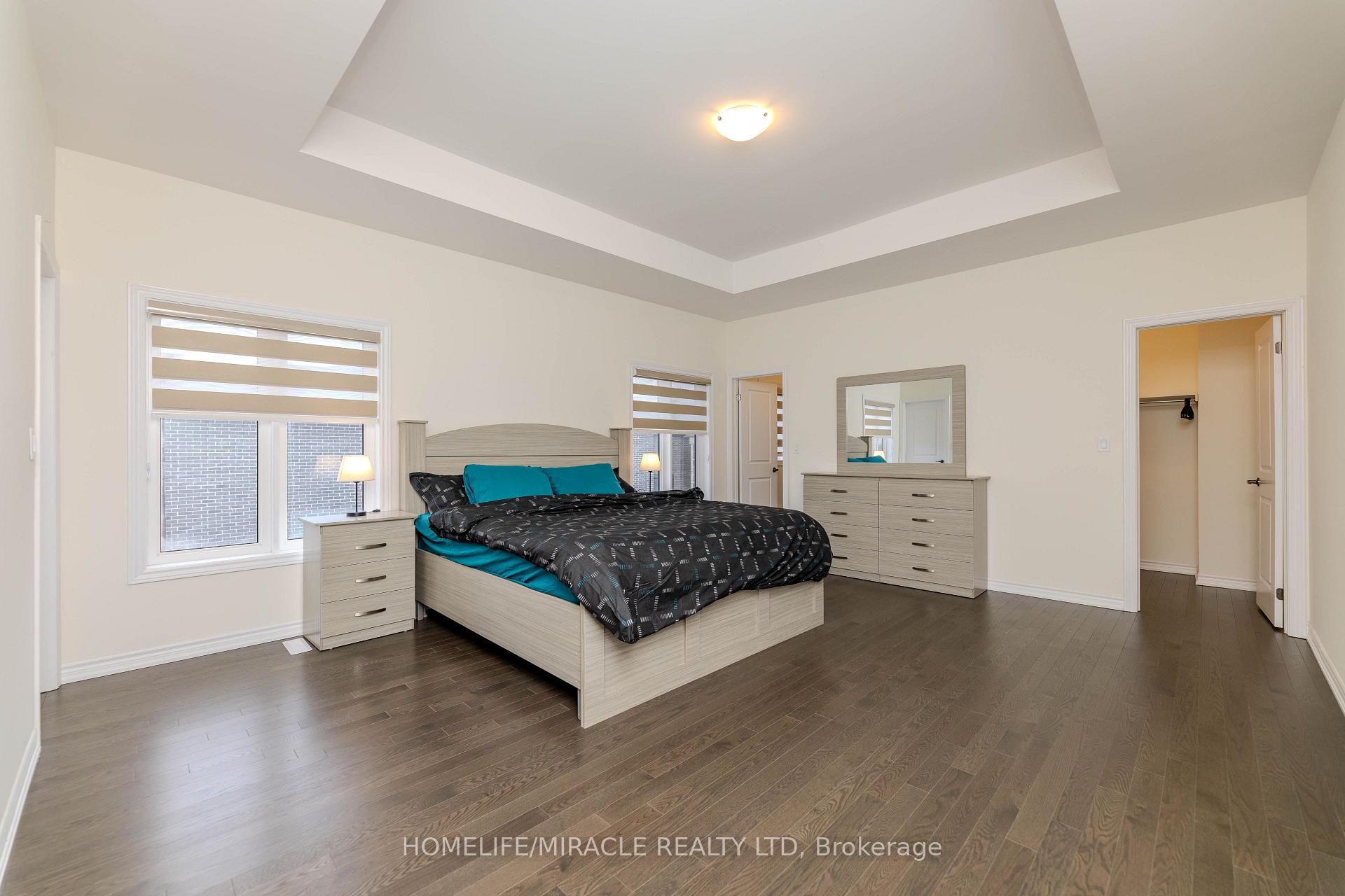 Photo 23 of 89 Halldorson Avenue, Aurora, Bayview Northeast — HOMEH