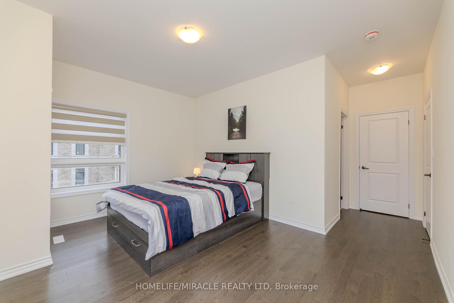Photo 35 of 89 Halldorson Avenue, Aurora, Bayview Northeast — HOMEH