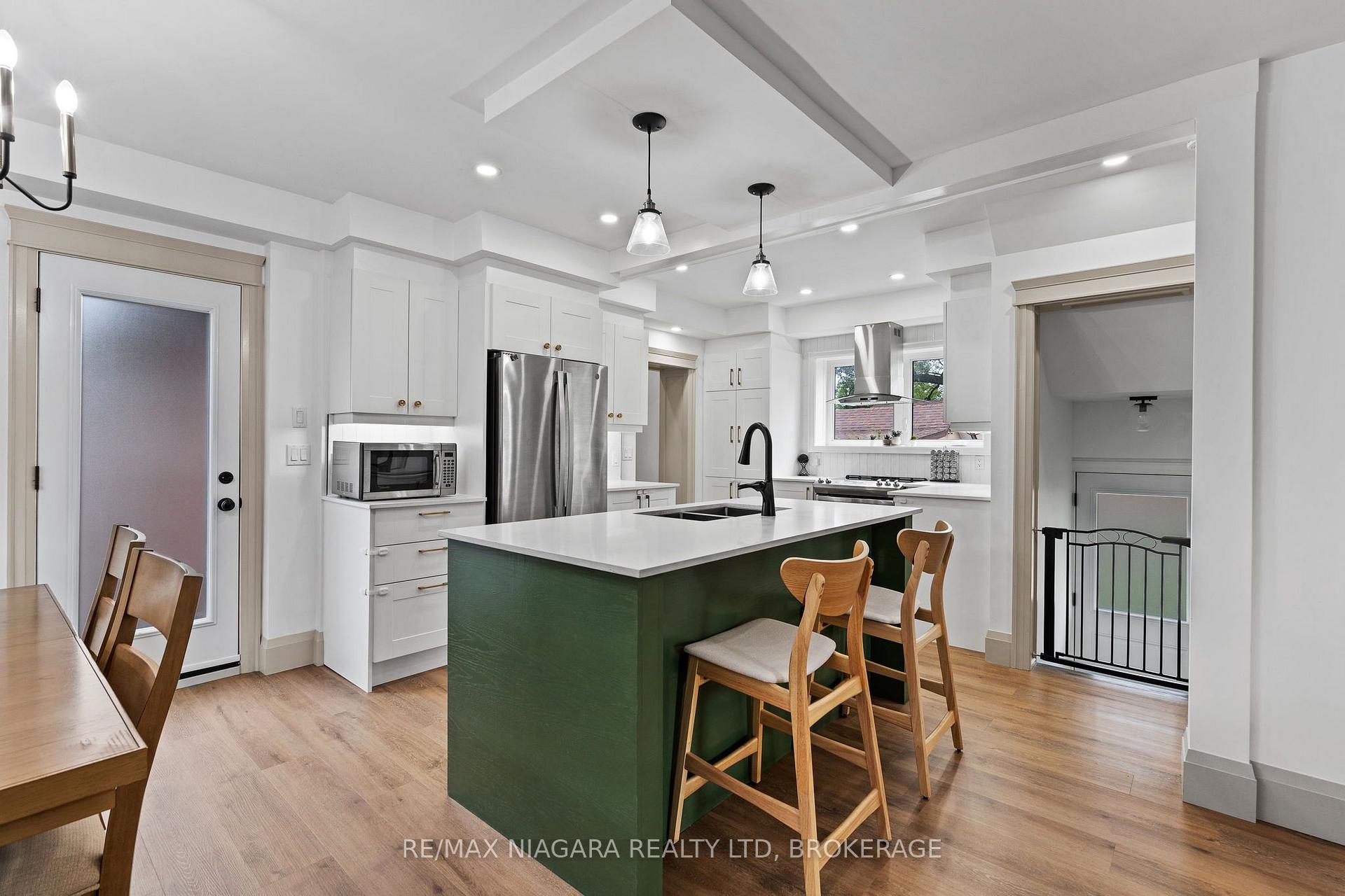 Photo 12 of 157 Aqueduct Street, Welland, Prince Charles — HOMEH
