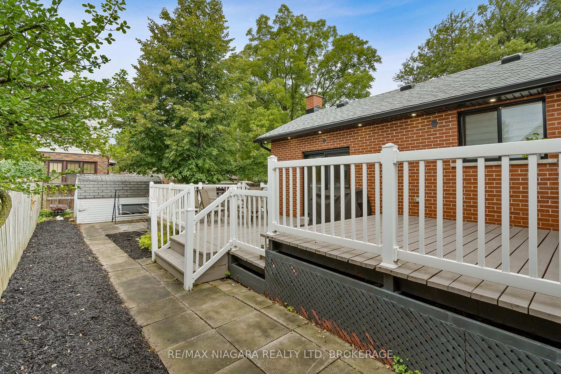Photo 31 of 157 Aqueduct Street, Welland, Prince Charles — HOMEH