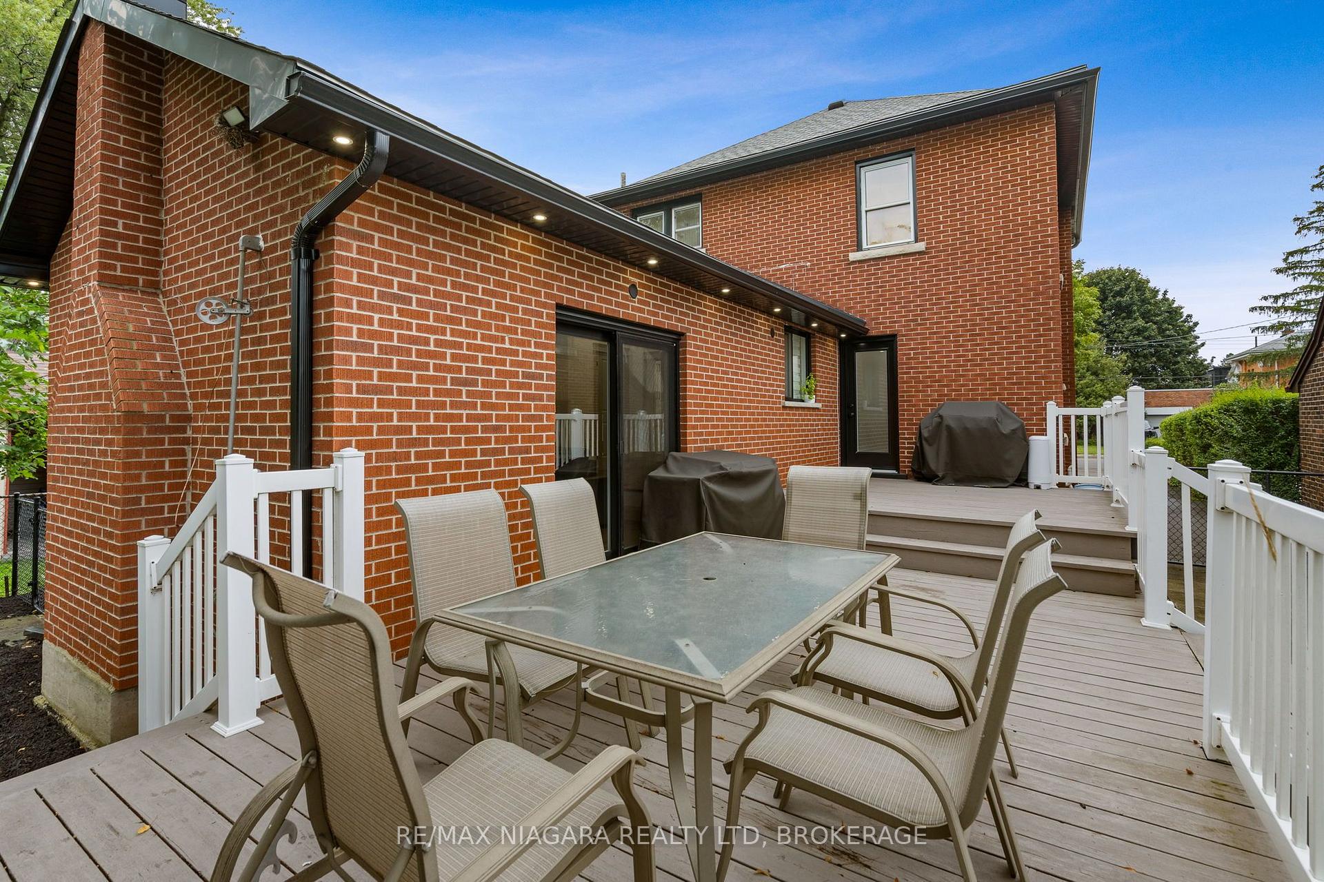 Photo 36 of 157 Aqueduct Street, Welland, Prince Charles — HOMEH