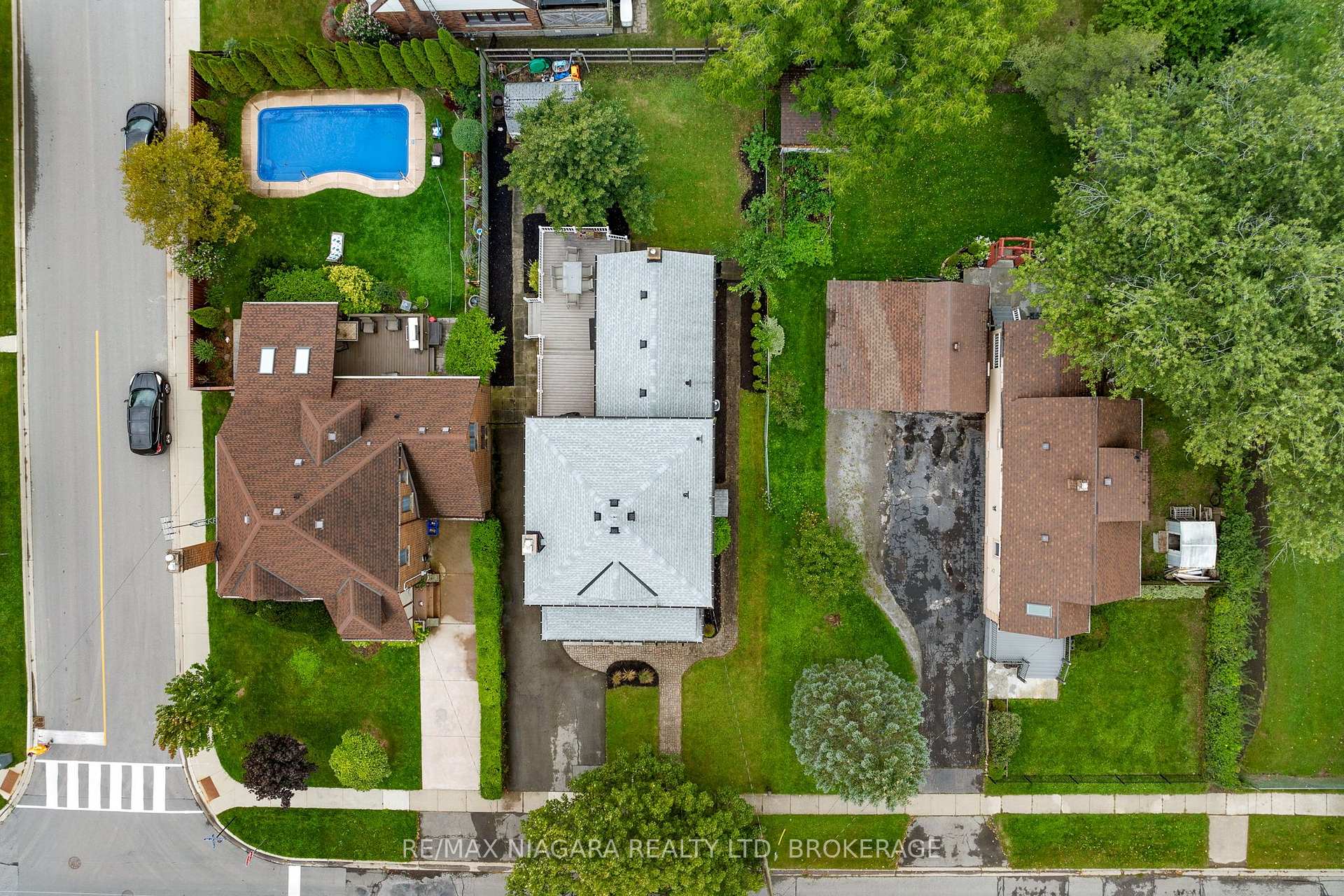 Photo 39 of 157 Aqueduct Street, Welland, Prince Charles — HOMEH