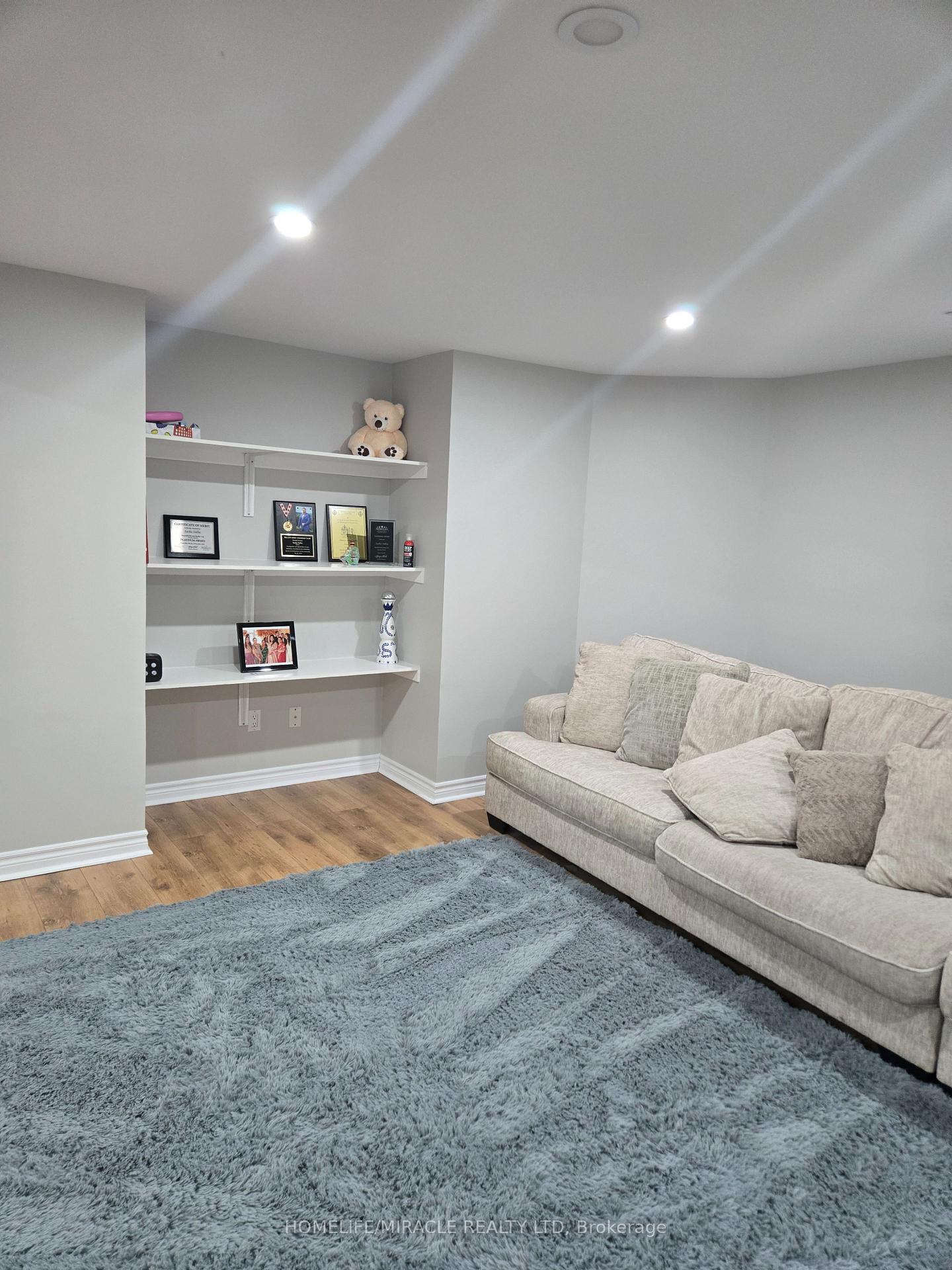 Photo 19 of 11045 Inglis Drive, Milton, Campbellville — HOMEH