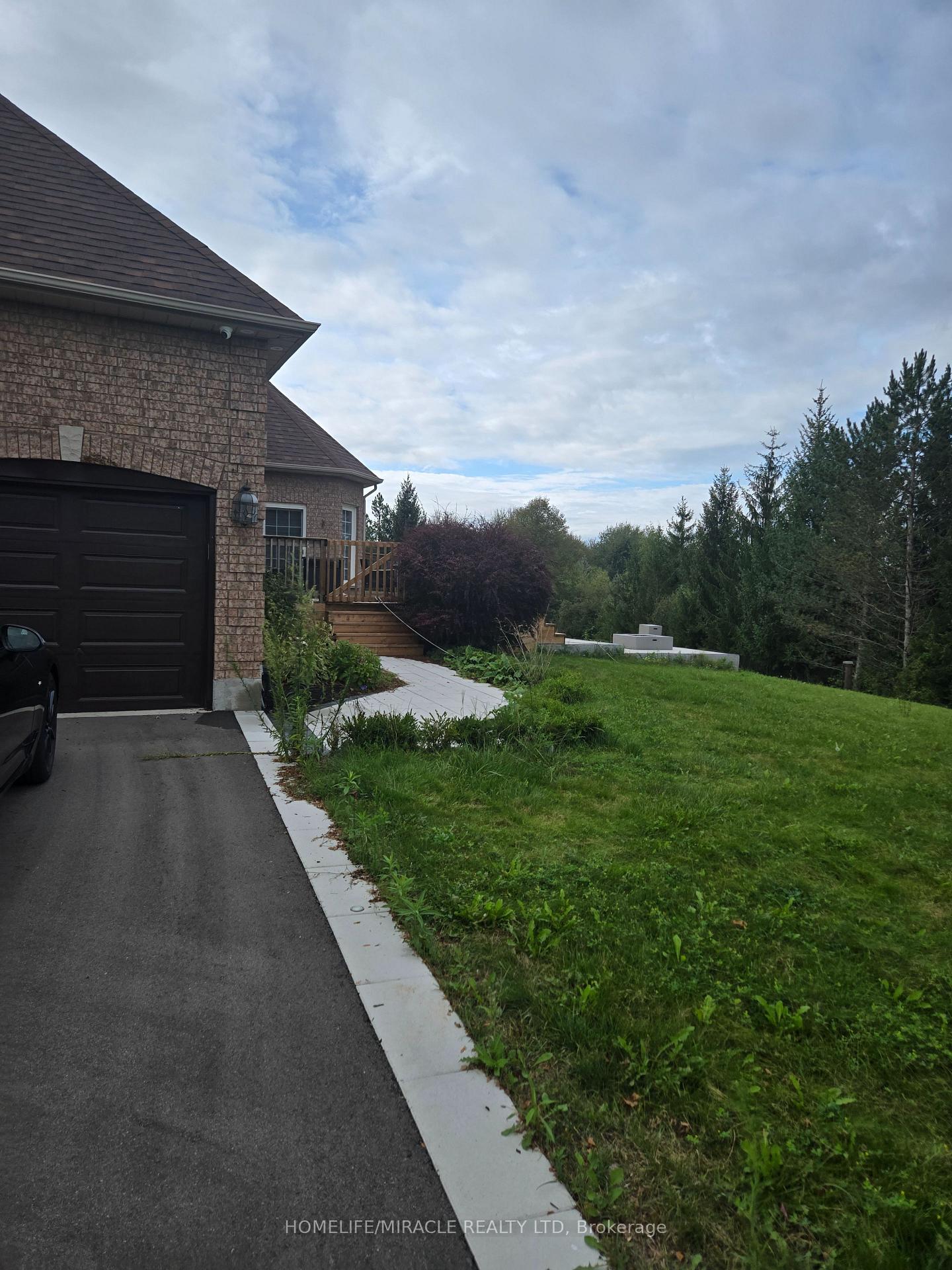 Photo 75 of 11045 Inglis Drive, Milton, Campbellville — HOMEH