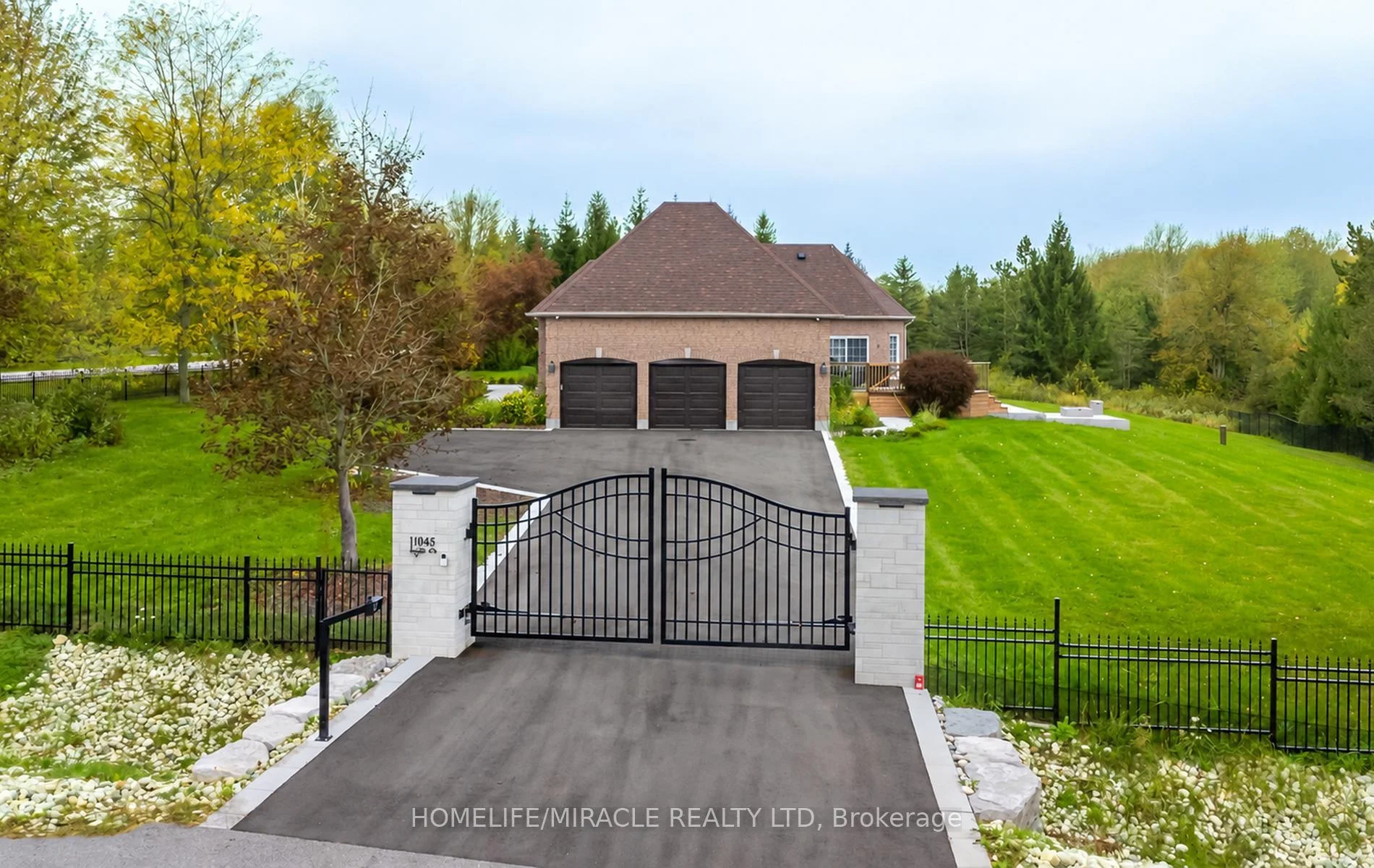 Photo 4 of 11045 Inglis Drive, Milton, Campbellville — HOMEH