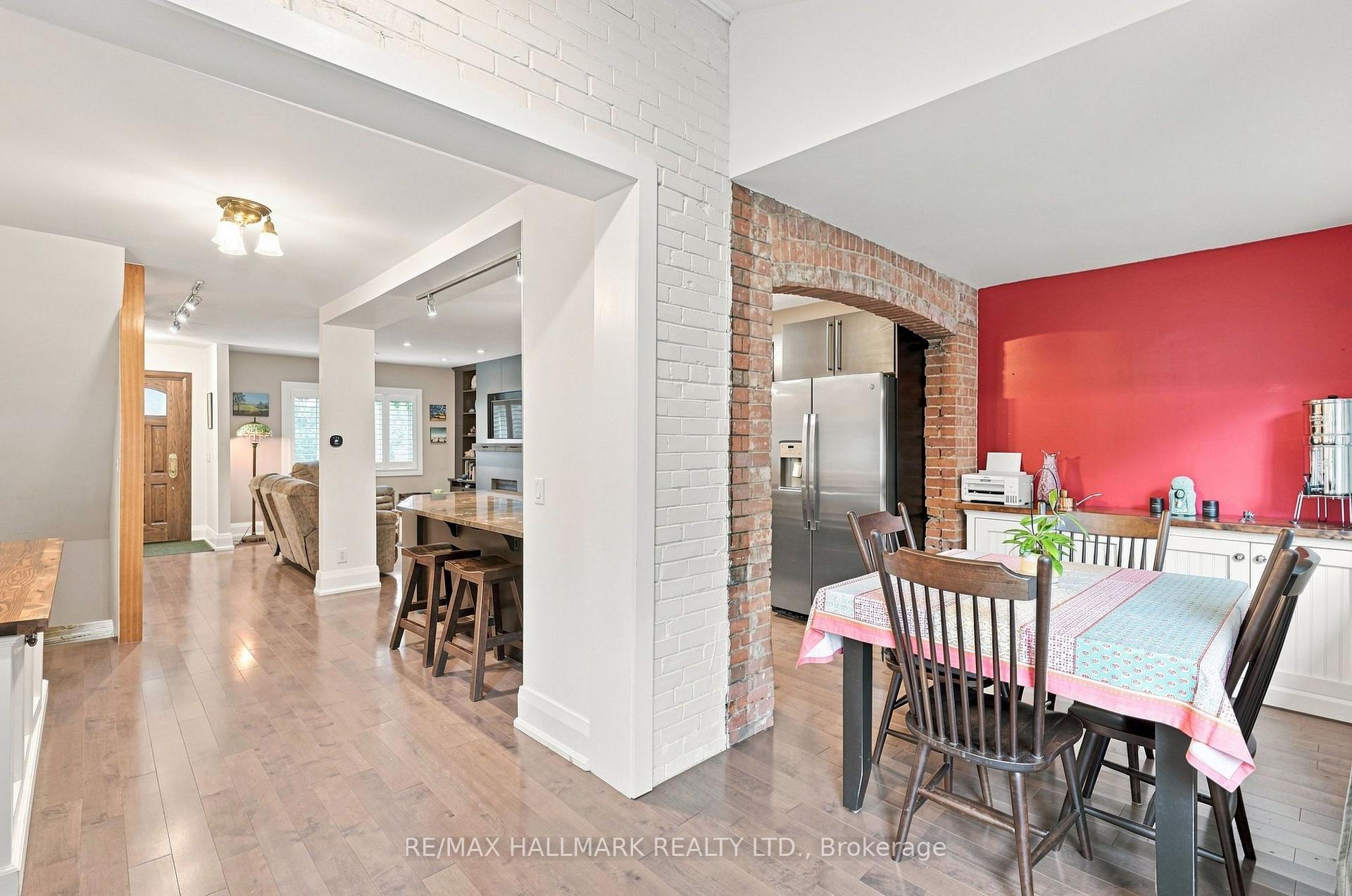Photo 11 of 1 Glenmount Park Road, Toronto, East End-Danforth — HOMEH