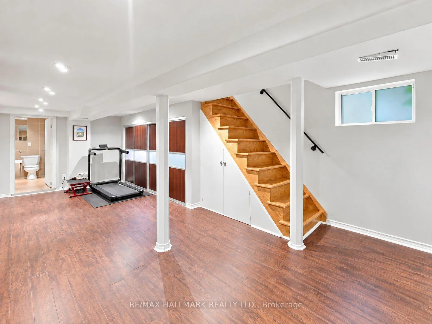 Photo 39 of 1 Glenmount Park Road, Toronto, East End-Danforth — HOMEH