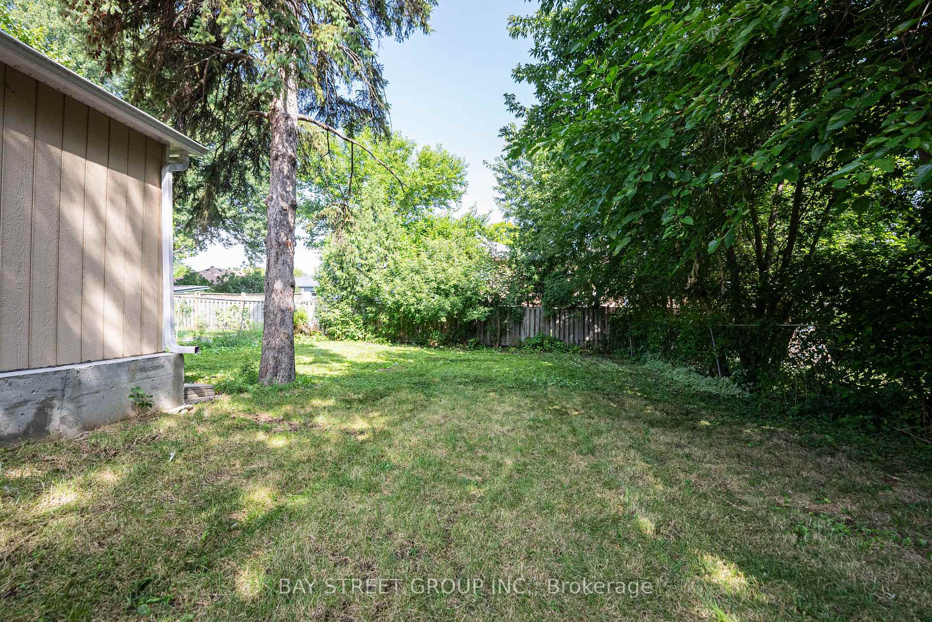Photo 6 of 52 Glen Cameron Road, Markham, Thornhill — HOMEH
