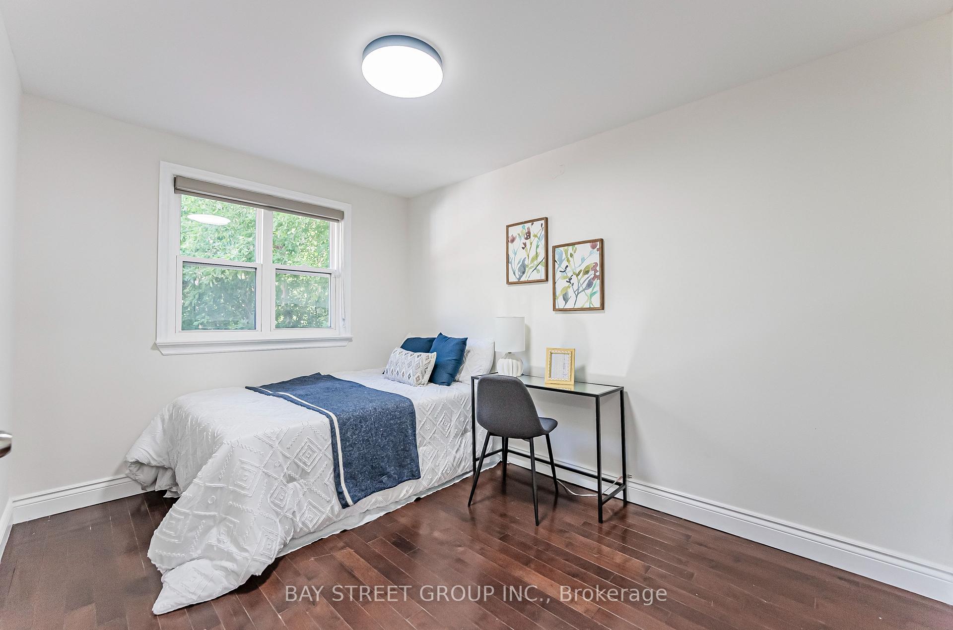 Photo 15 of 52 Glen Cameron Road, Markham, Thornhill — HOMEH