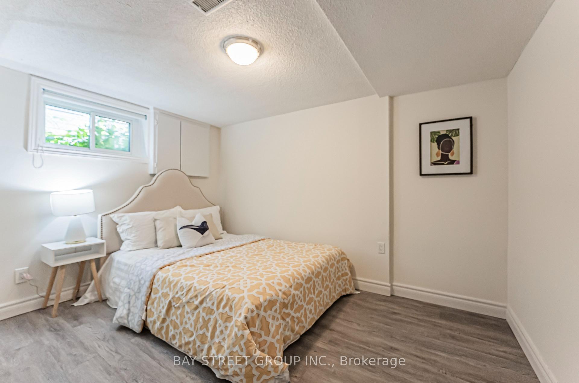 Photo 25 of 52 Glen Cameron Road, Markham, Thornhill — HOMEH