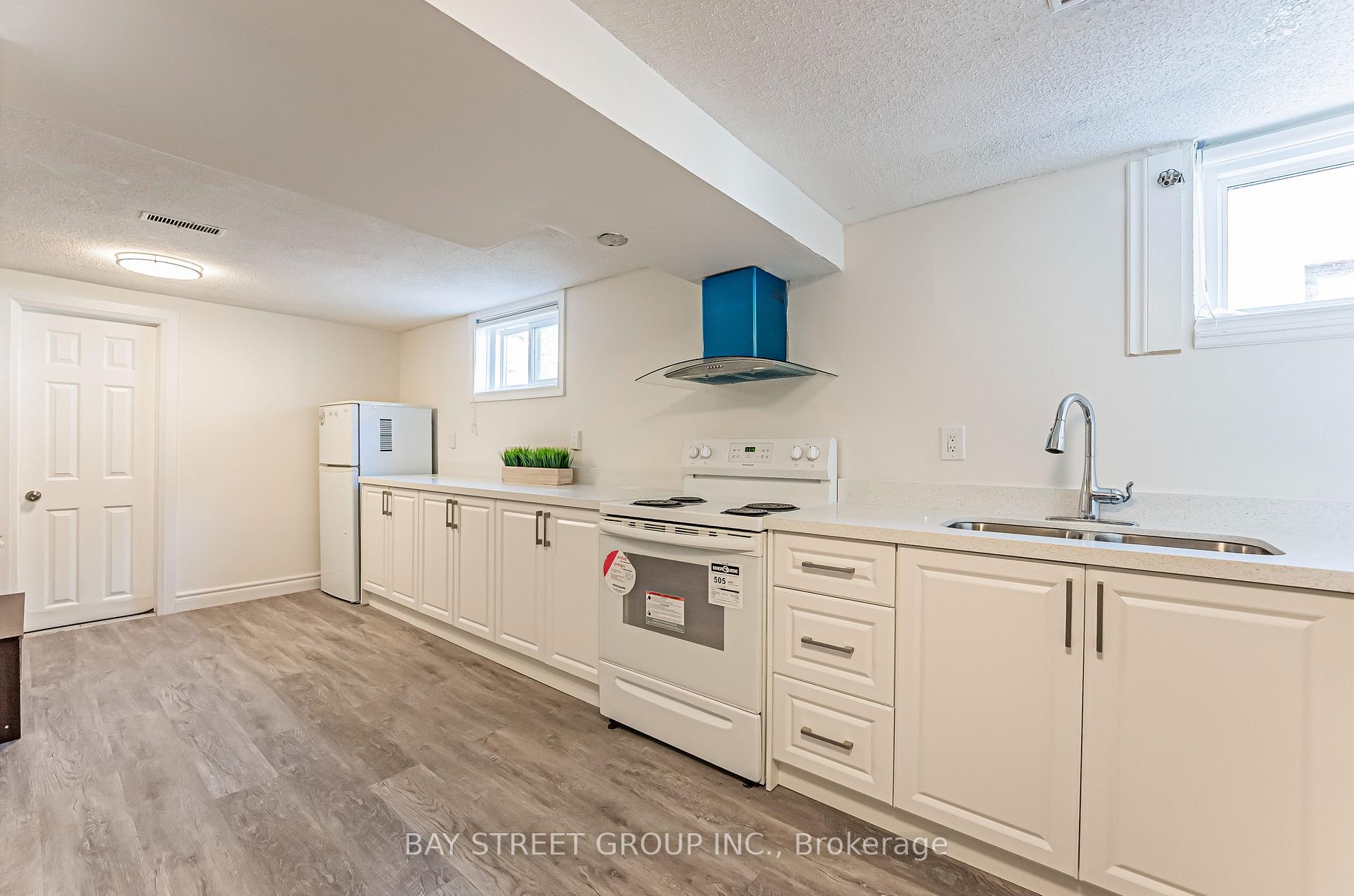 Photo 28 of 52 Glen Cameron Road, Markham, Thornhill — HOMEH