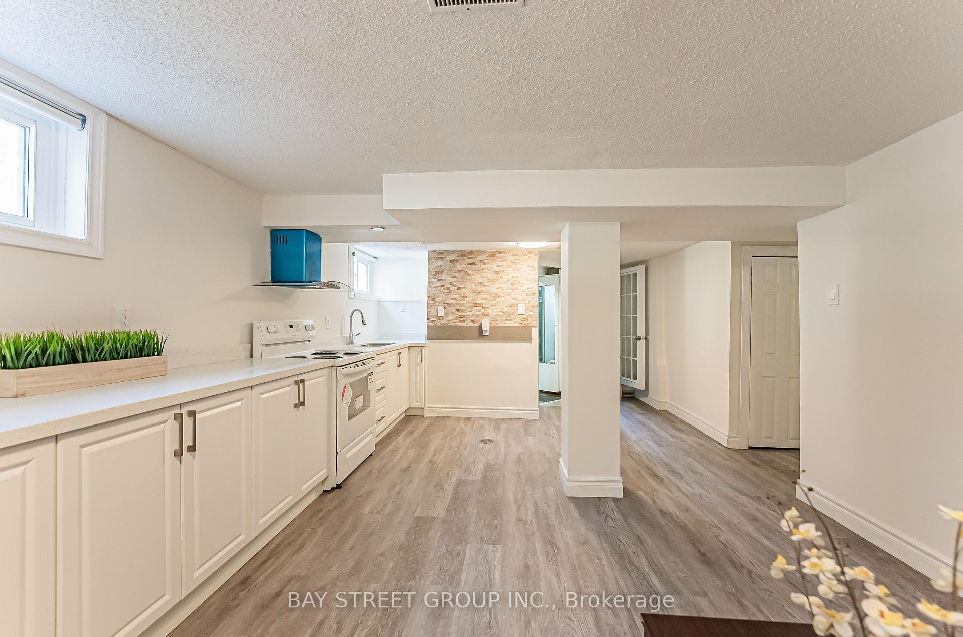Photo 29 of 52 Glen Cameron Road, Markham, Thornhill — HOMEH