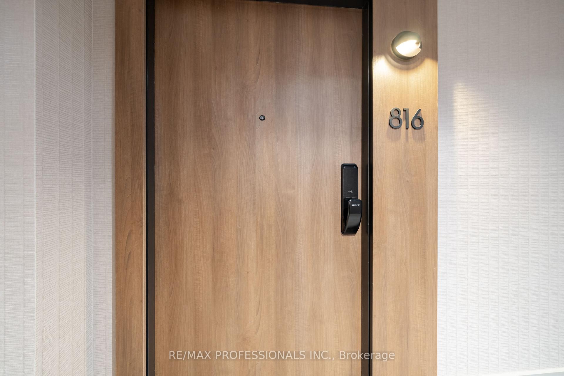 Photo 9 of Unit 816, 21 Park Street E, Mississauga, Port Credit — HOMEH