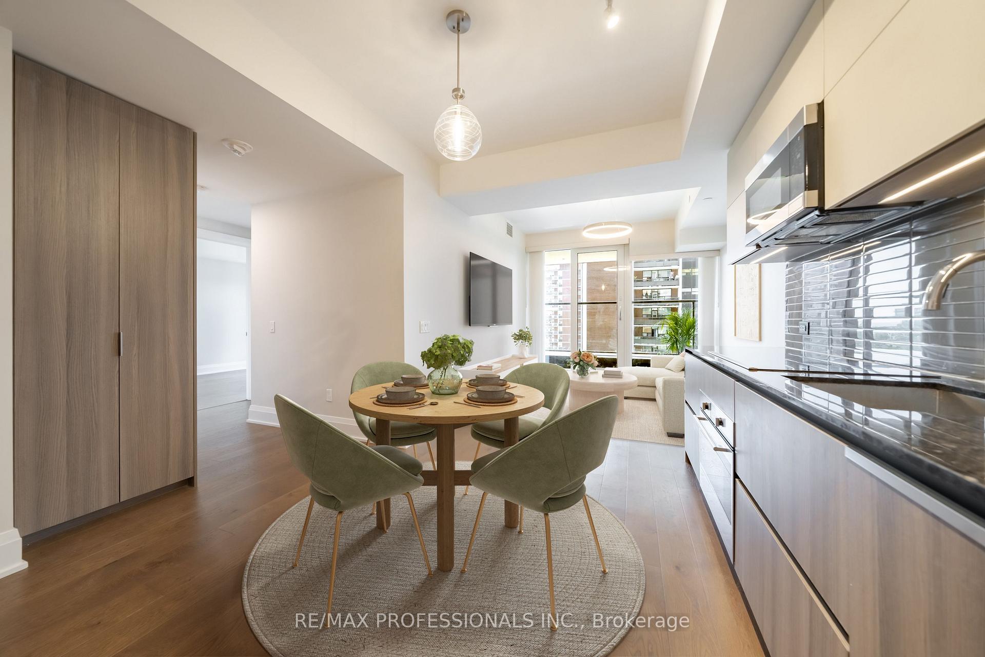 Photo 13 of Unit 816, 21 Park Street E, Mississauga, Port Credit — HOMEH