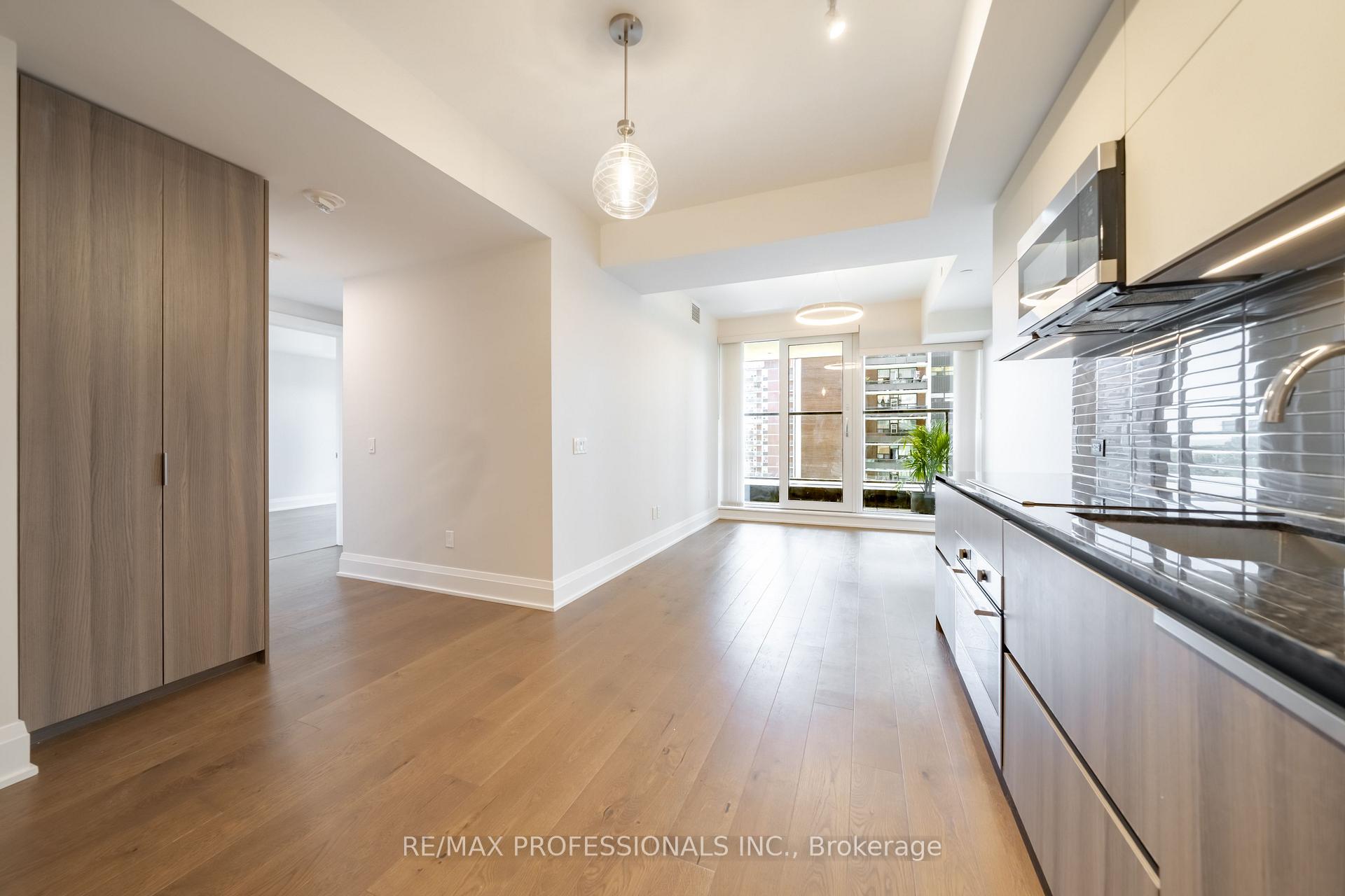 Photo 14 of Unit 816, 21 Park Street E, Mississauga, Port Credit — HOMEH
