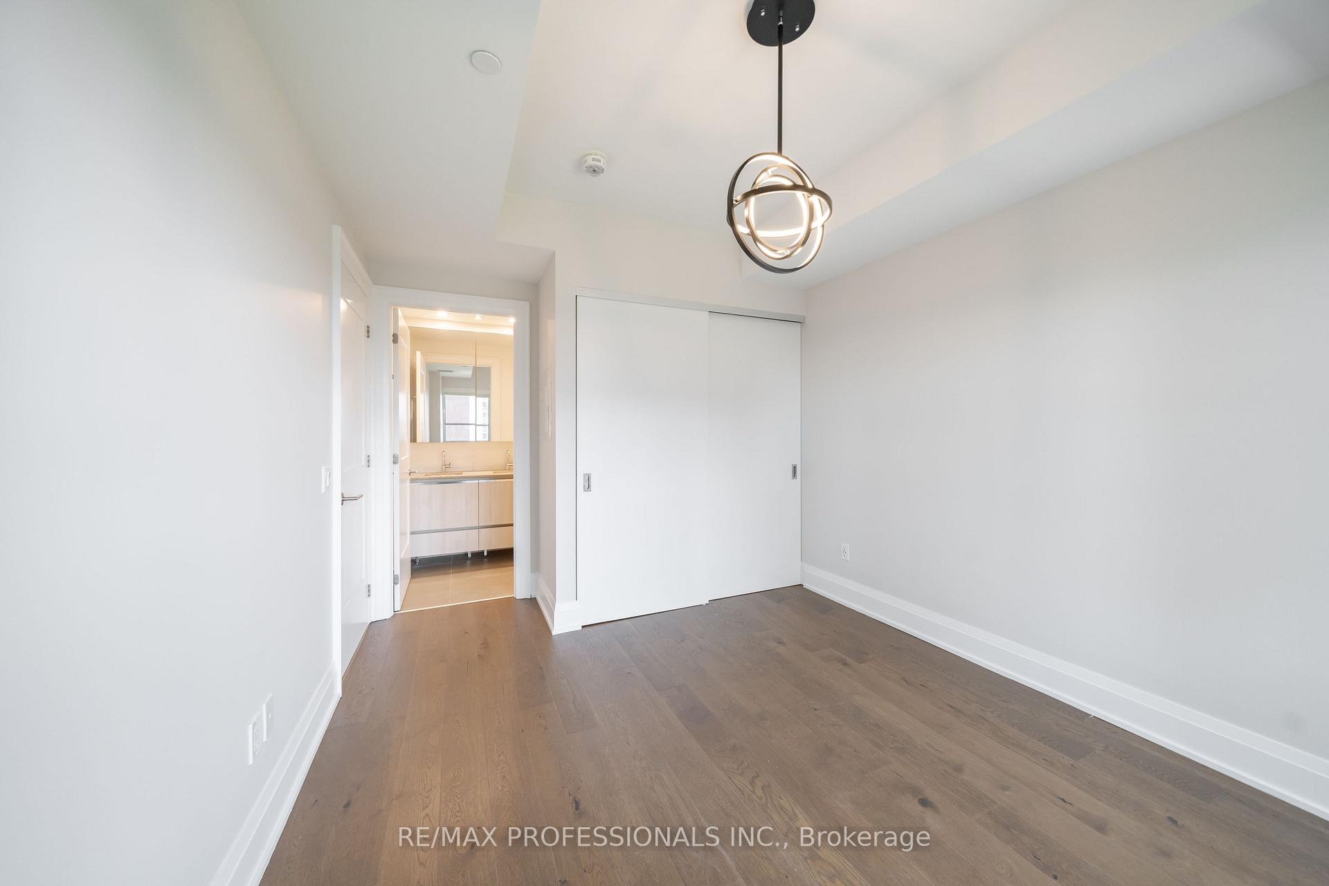 Photo 21 of Unit 816, 21 Park Street E, Mississauga, Port Credit — HOMEH