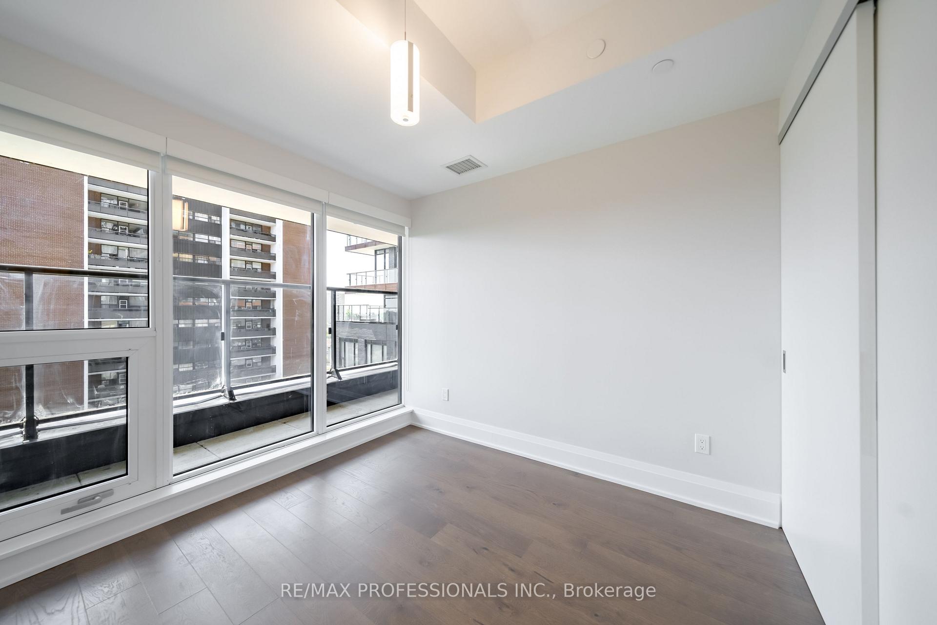 Photo 23 of Unit 816, 21 Park Street E, Mississauga, Port Credit — HOMEH