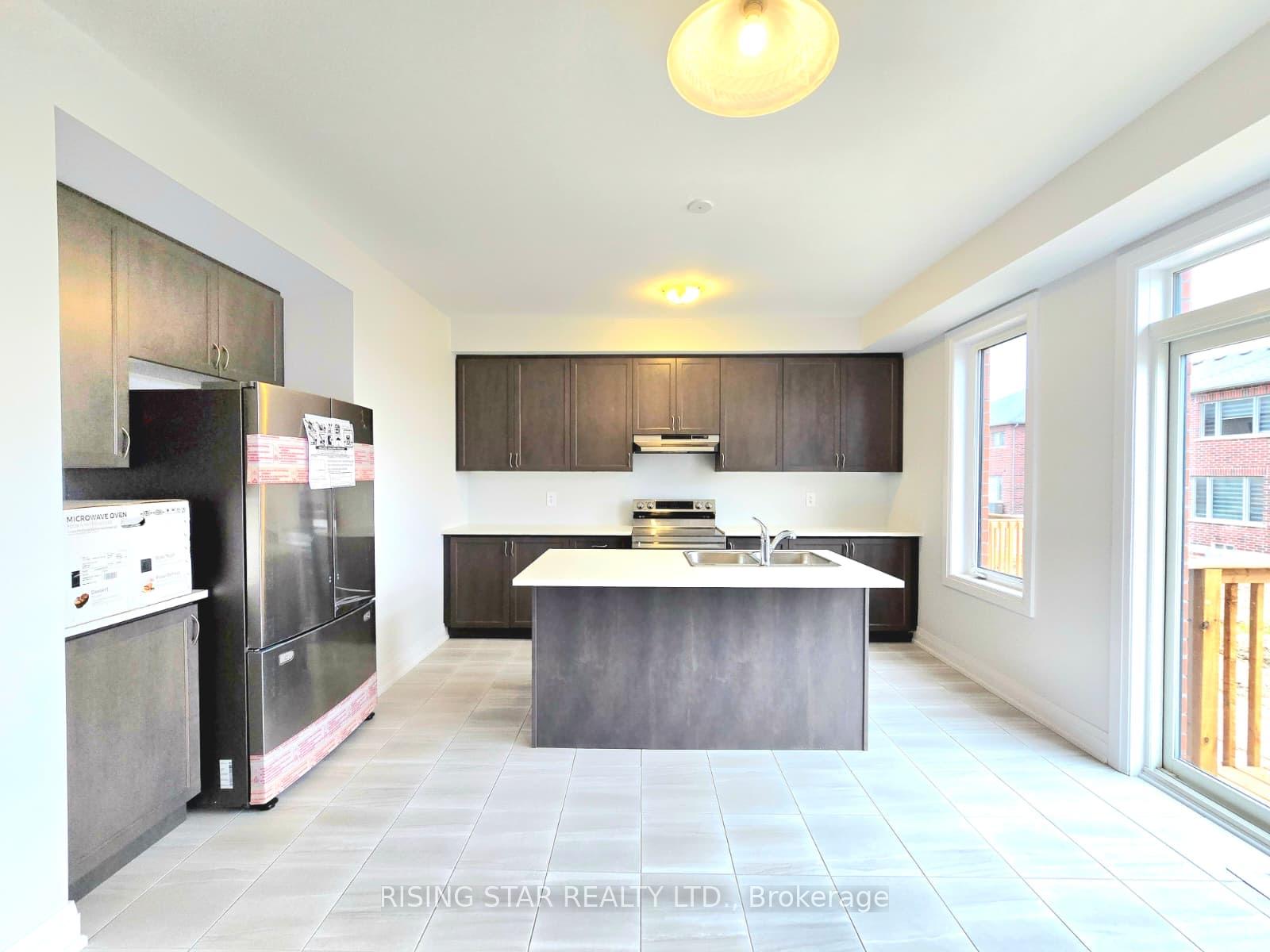 Photo 6 of 176 St Joseph Road, Kawartha Lakes, Lindsay — HOMEH