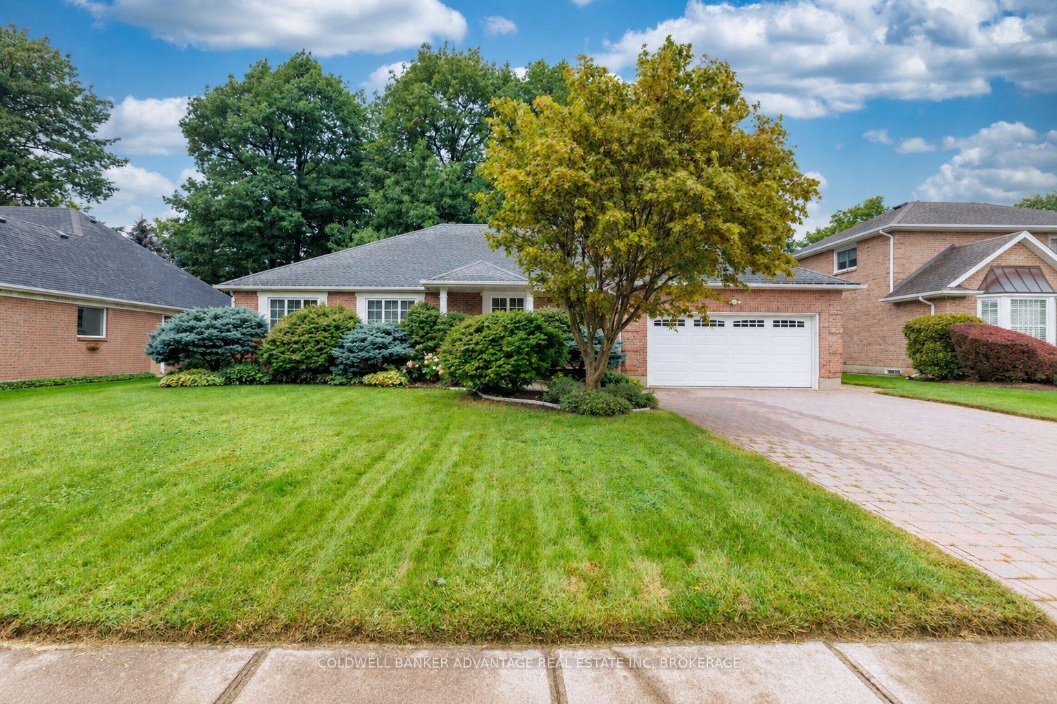 Photo 1 of 8165 Mount Olive Crescent, Niagara Falls, Mt. Carmel — HOMEH