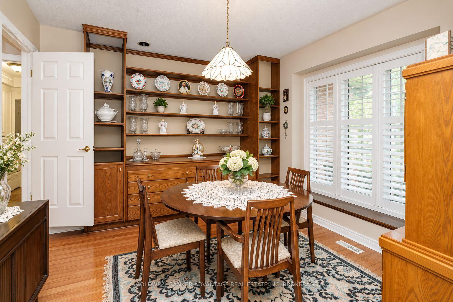 Photo 8 of 8165 Mount Olive Crescent, Niagara Falls, Mt. Carmel — HOMEH