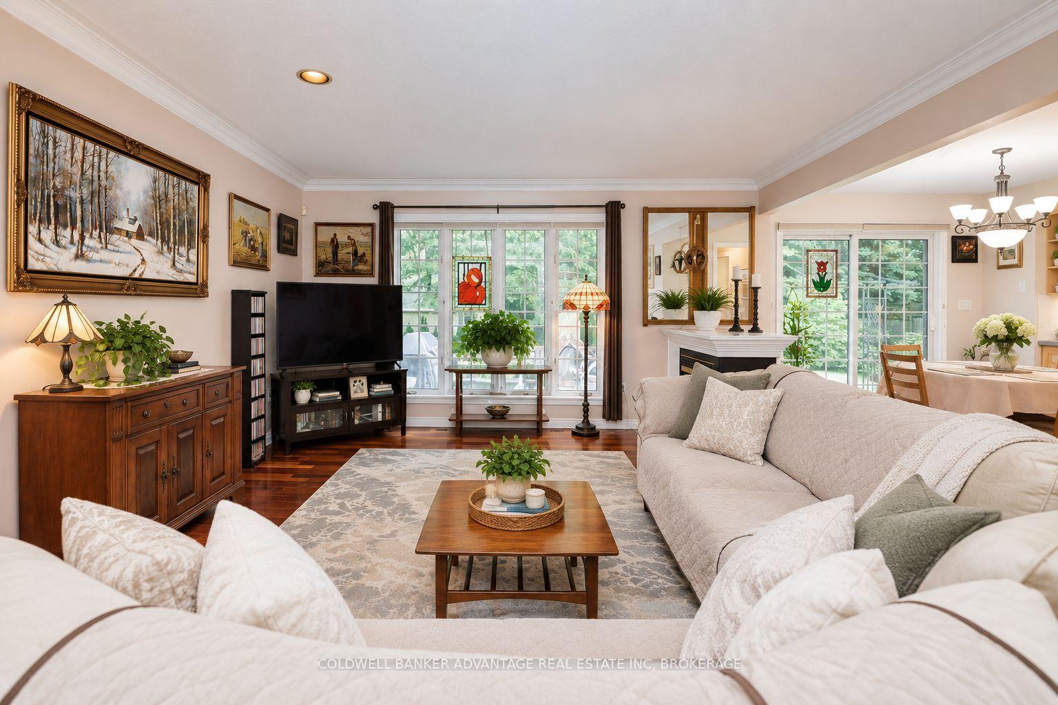 Photo 11 of 8165 Mount Olive Crescent, Niagara Falls, Mt. Carmel — HOMEH