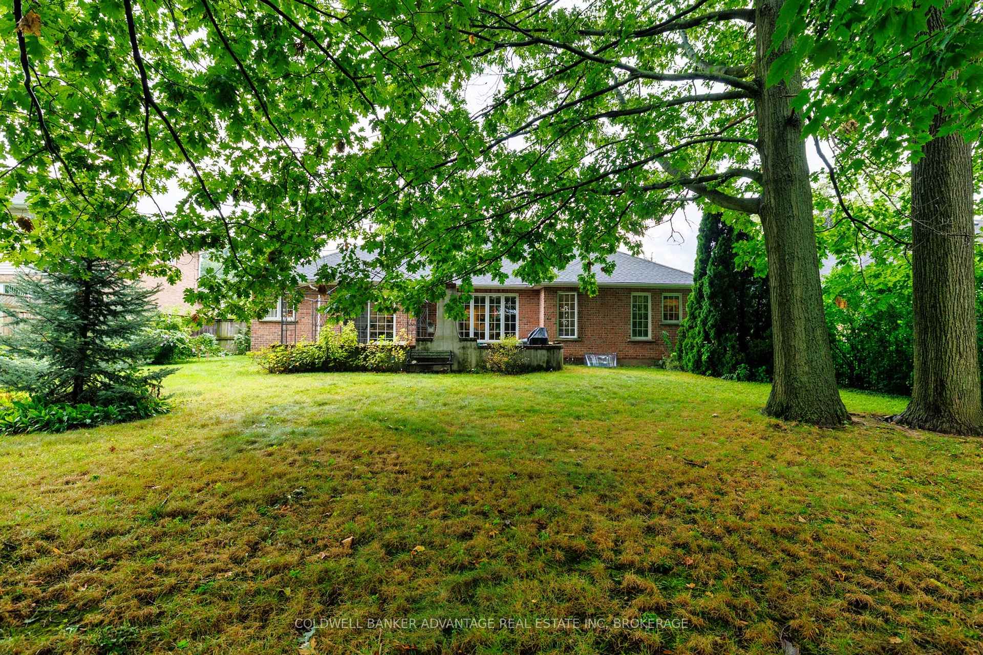 Photo 37 of 8165 Mount Olive Crescent, Niagara Falls, Mt. Carmel — HOMEH