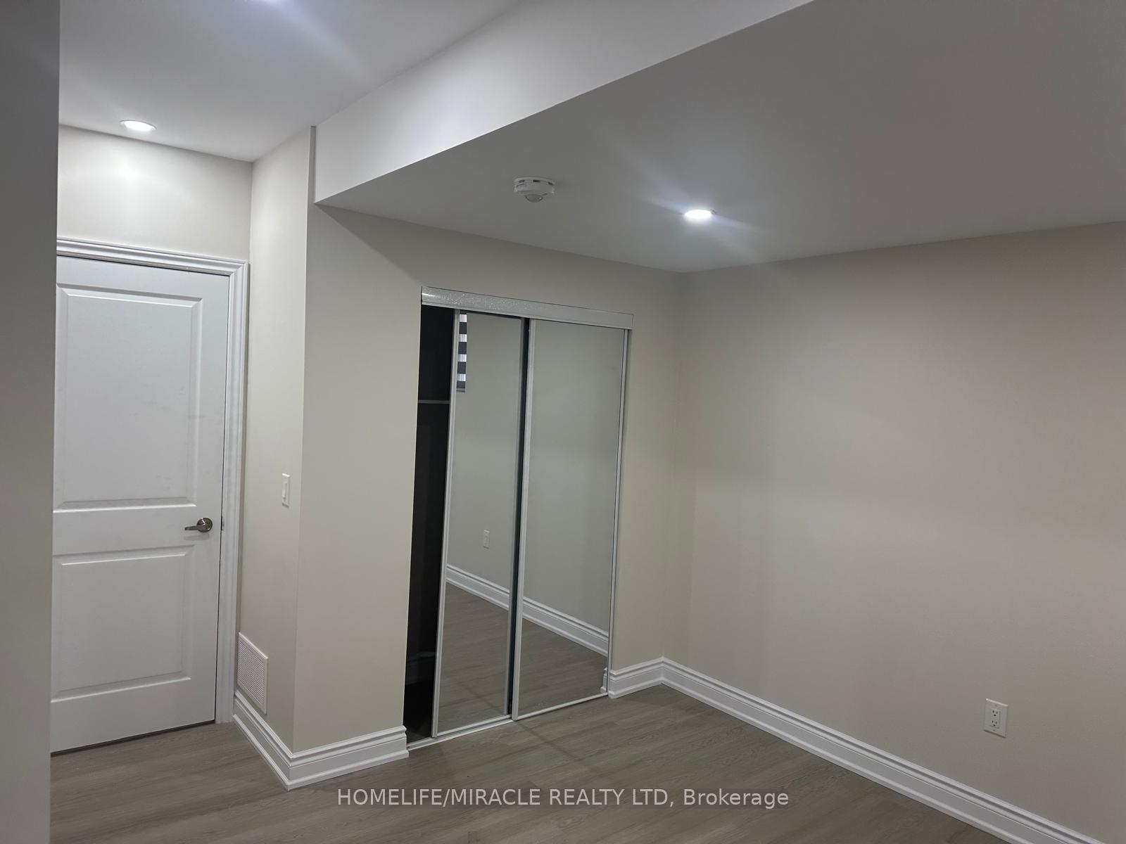 Photo 8 of Unit Bsmt, 34 Lost Canyon Way, Brampton, Credit Valley — HOMEH