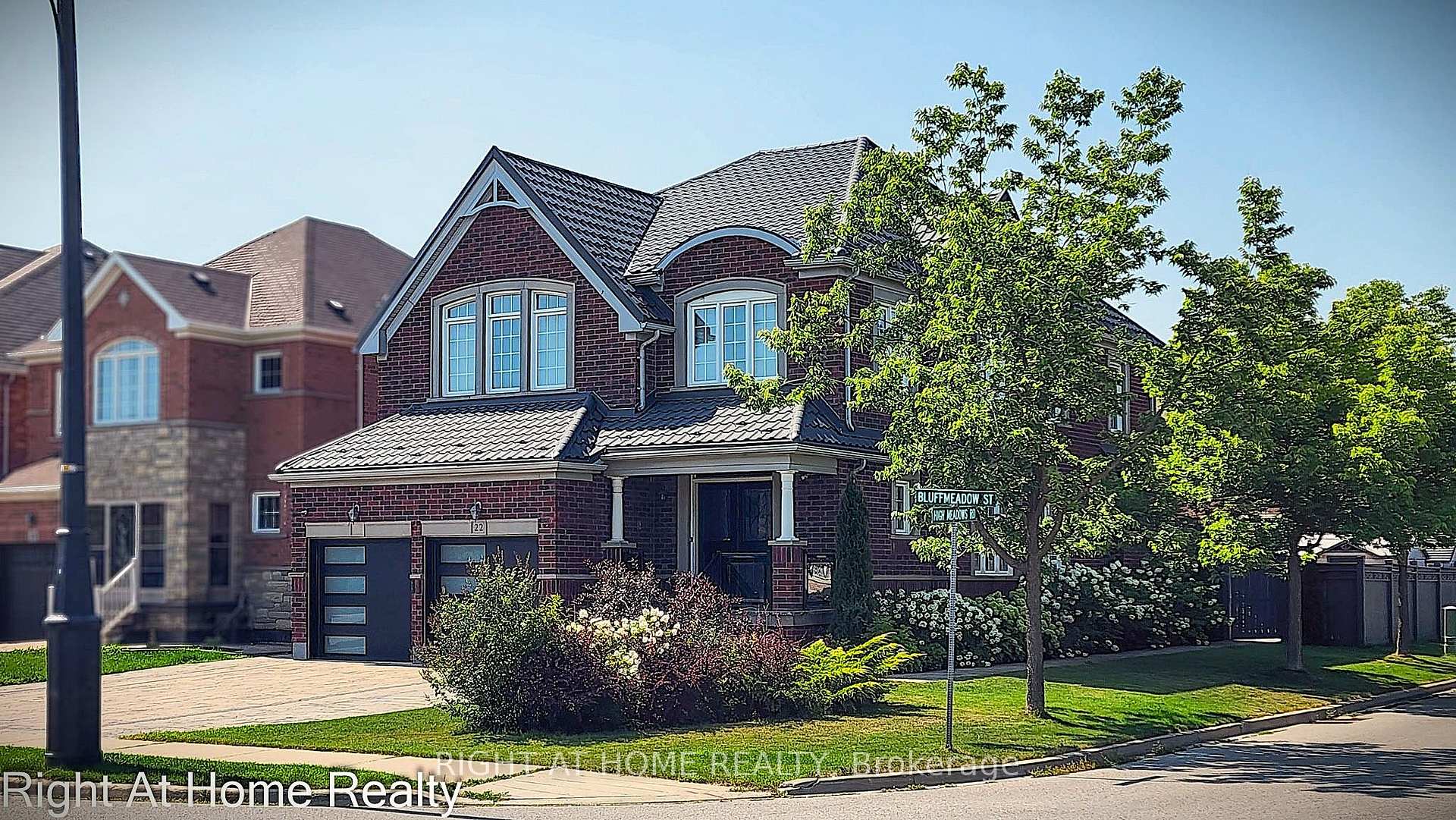 Photo 1 of 22 Bluffmeadow Street, Brampton, Bram East — HOMEH