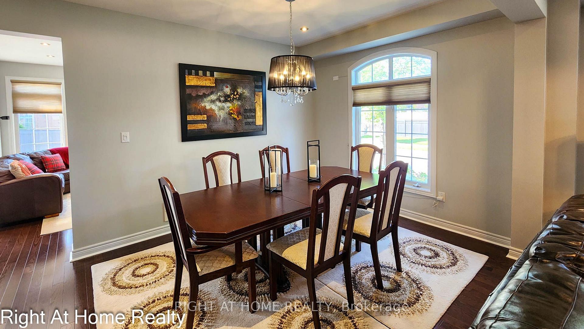 Photo 12 of 22 Bluffmeadow Street, Brampton, Bram East — HOMEH