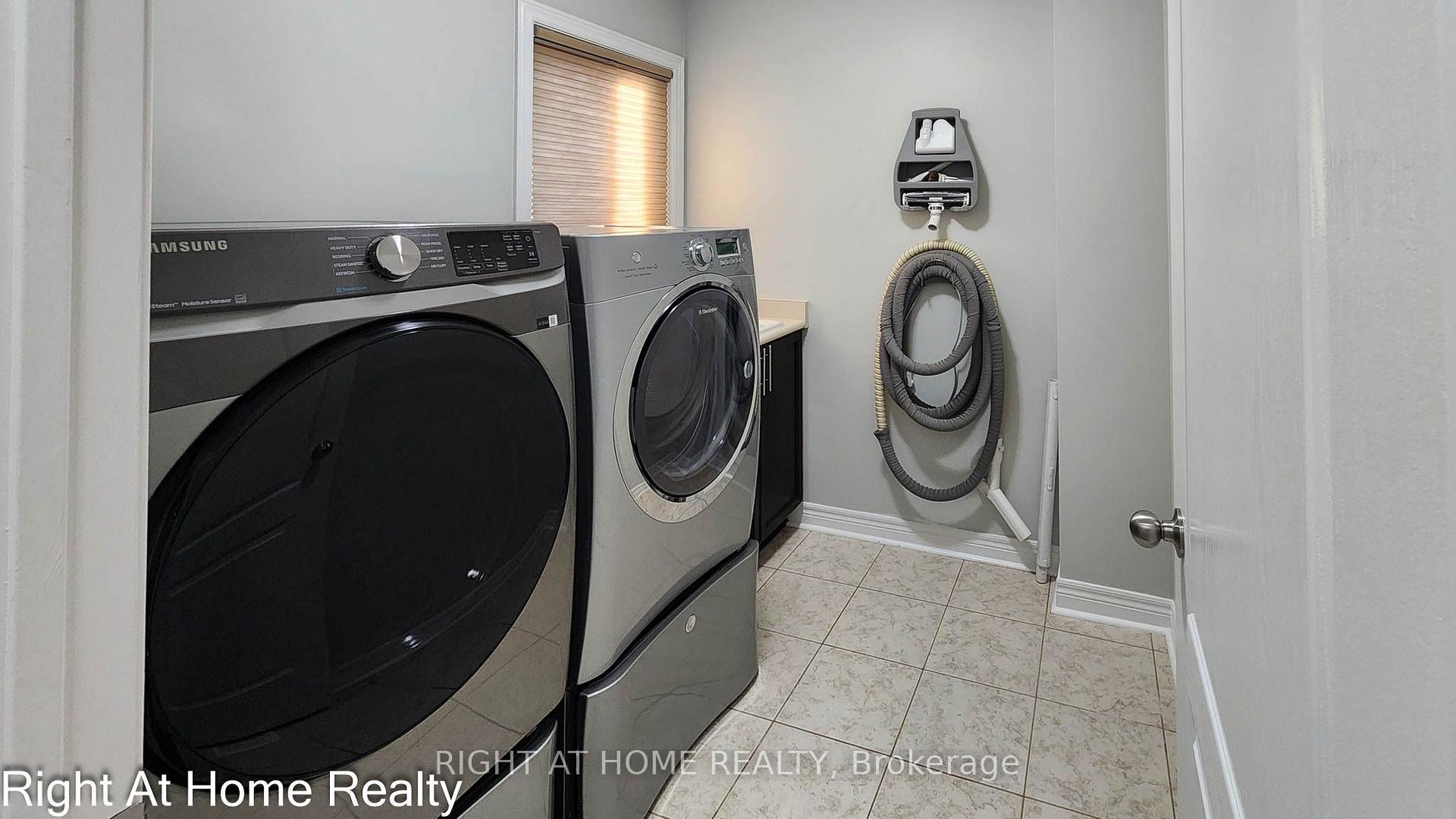 Photo 19 of 22 Bluffmeadow Street, Brampton, Bram East — HOMEH