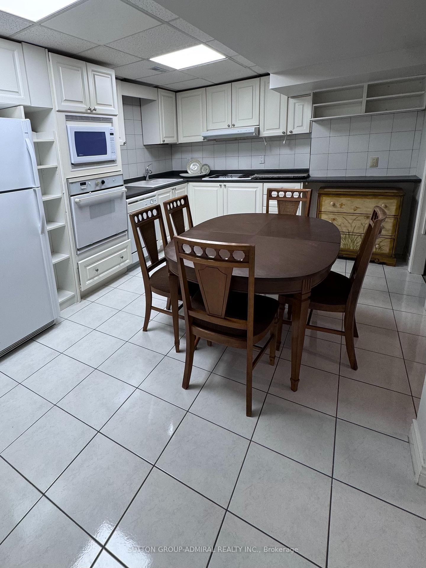 Photo 8 of Unit LOWER, 60 Spring Town Road, Vaughan, East Woodbridge — HOMEH