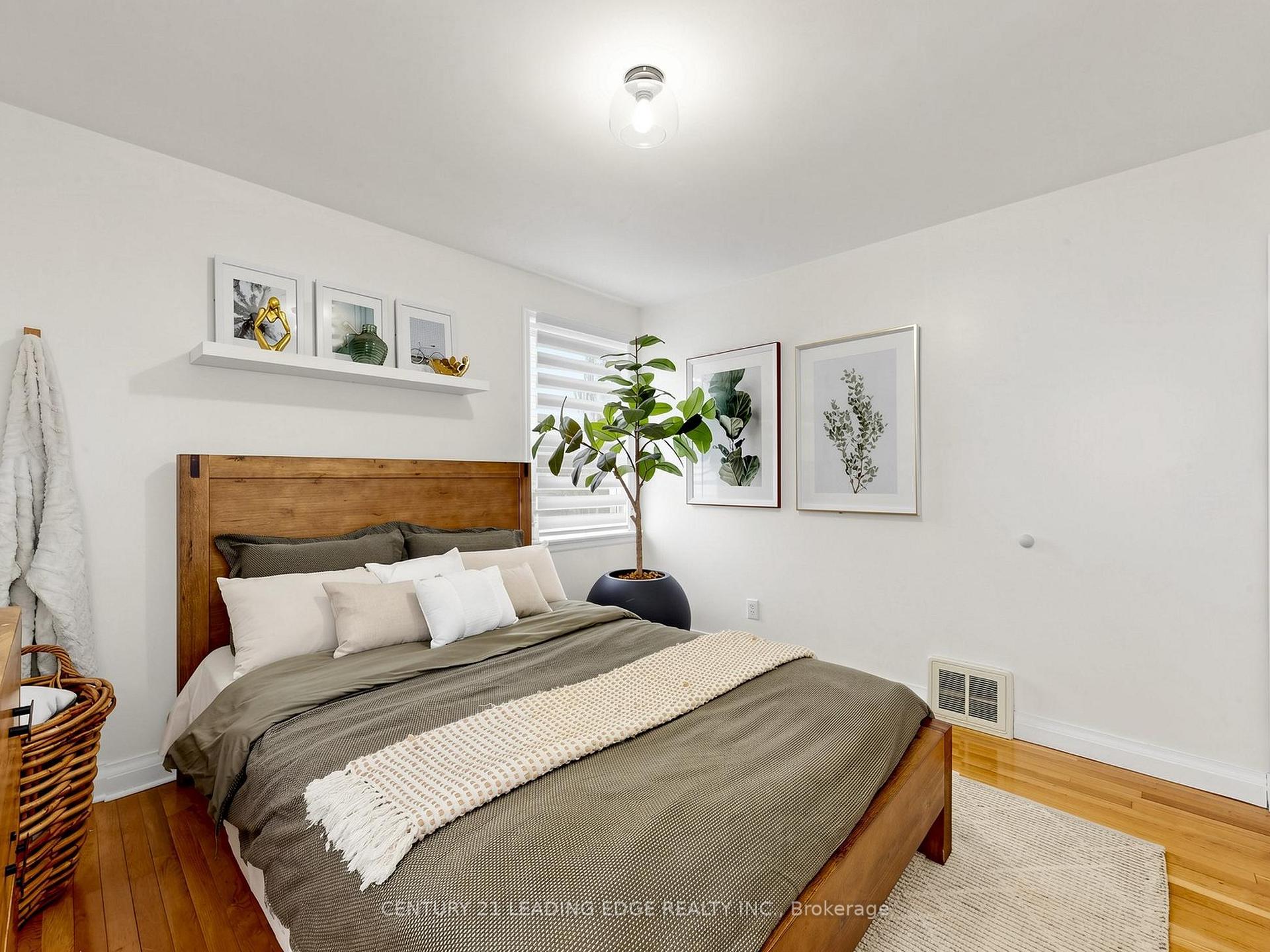 Photo 13 of 177 Park Road N, Oshawa, McLaughlin — HOMEH