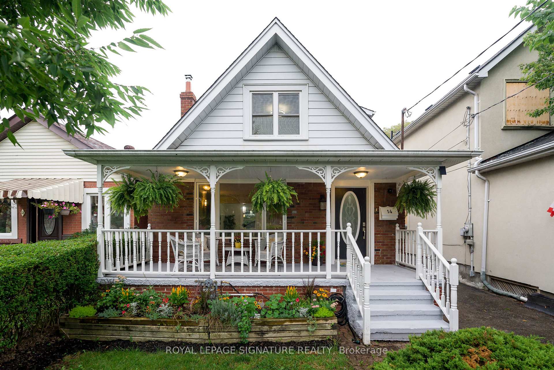 Front of 14 Sutherland Avenue