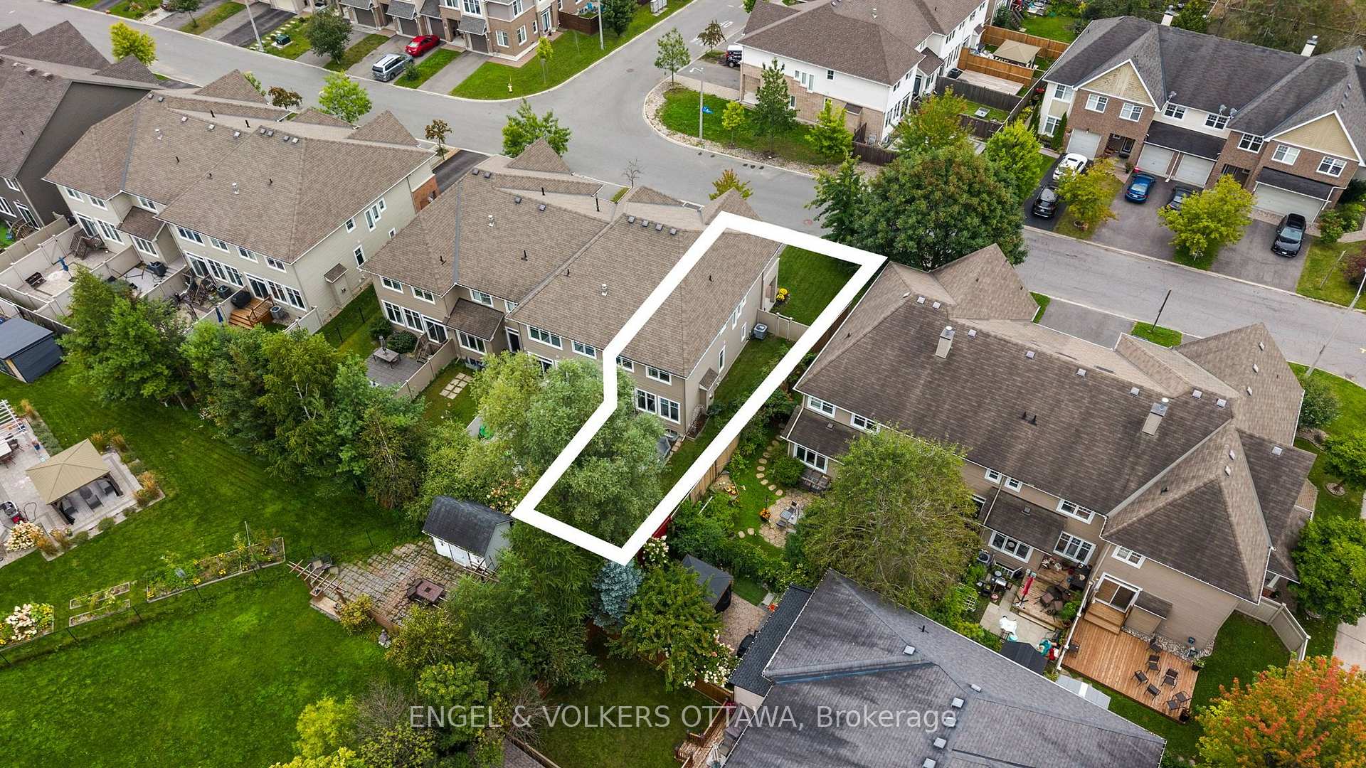 Photo 33 of 309 Alasken Drive, Ottawa, Blossom Park/Kemp Park/Findlay Creek — HOMEH