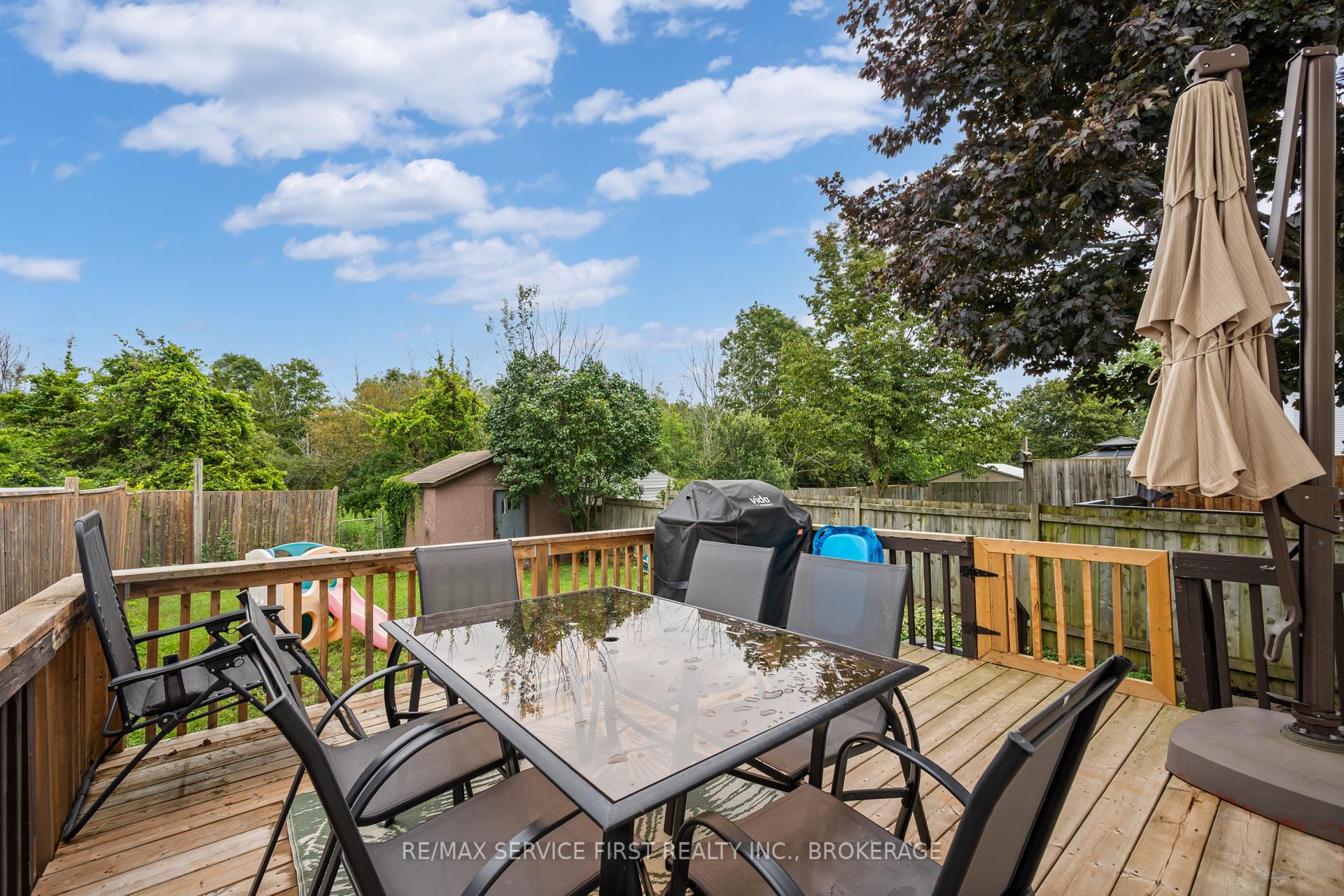 Photo 5 of 53 Mckeown Crescent, Loyalist, Amherstview — HOMEH