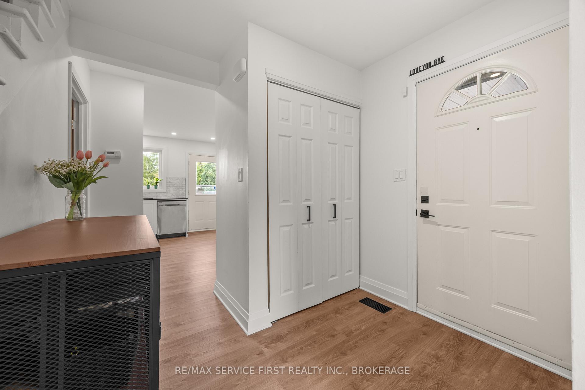 Photo 7 of 53 Mckeown Crescent, Loyalist, Amherstview — HOMEH