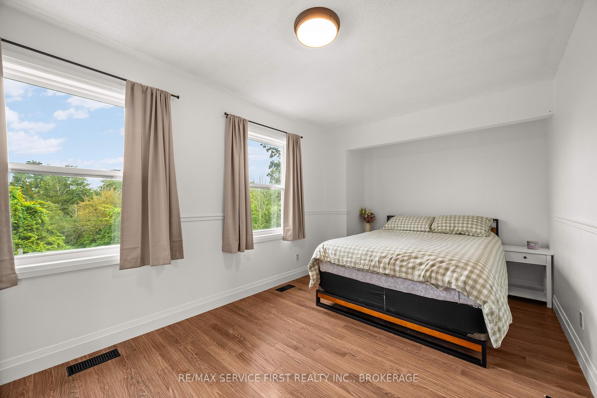 Photo 15 of 53 Mckeown Crescent, Loyalist, Amherstview — HOMEH