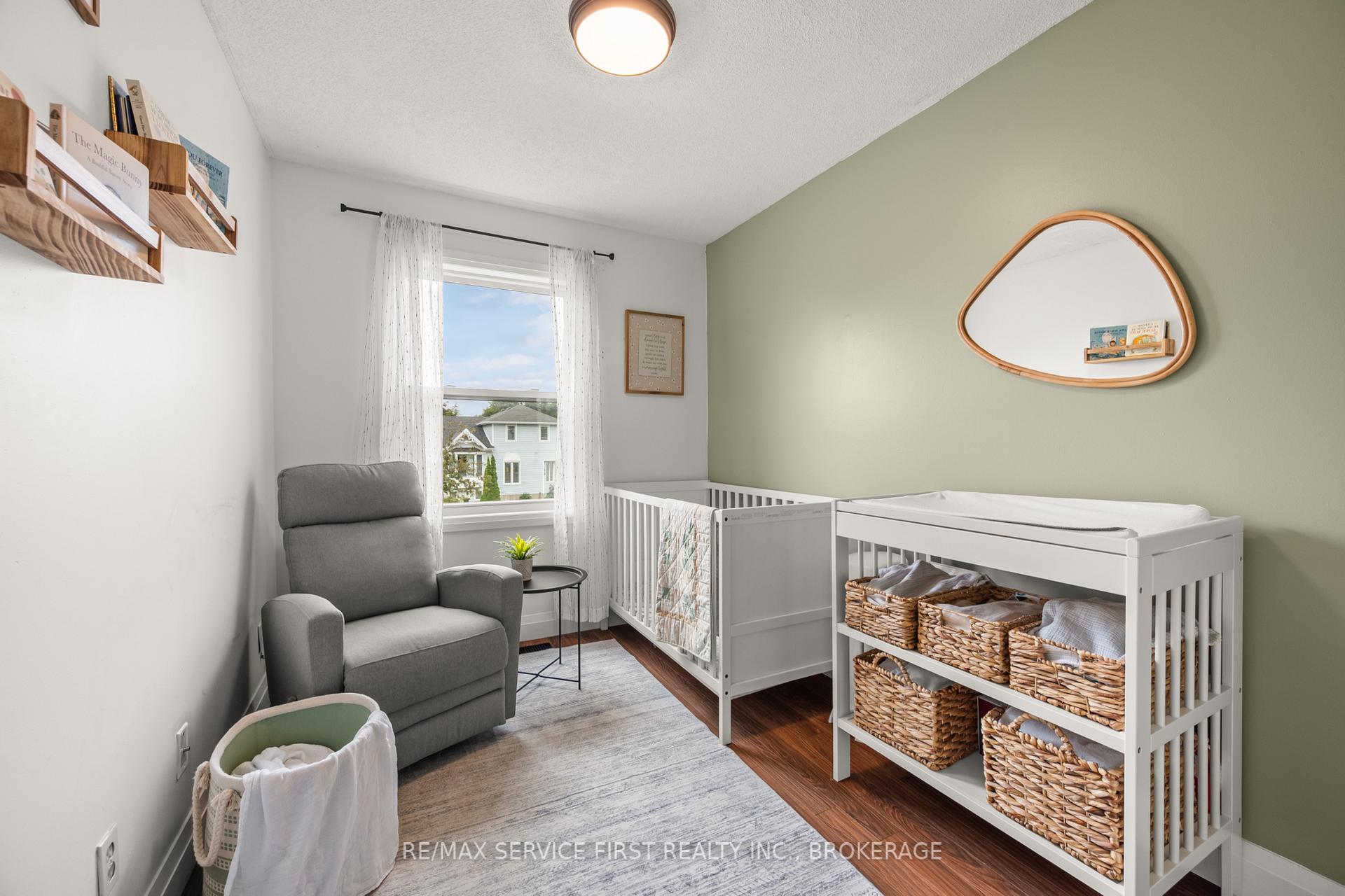 Photo 21 of 53 Mckeown Crescent, Loyalist, Amherstview — HOMEH