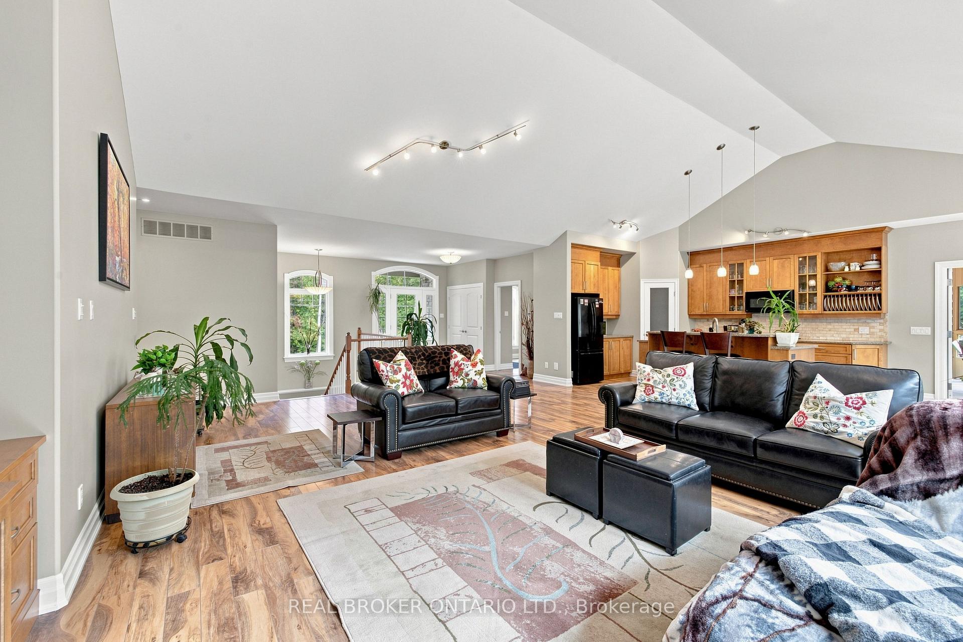 Photo 11 of 3475 Torwood Drive, Ottawa, Dunrobin Shores — HOMEH