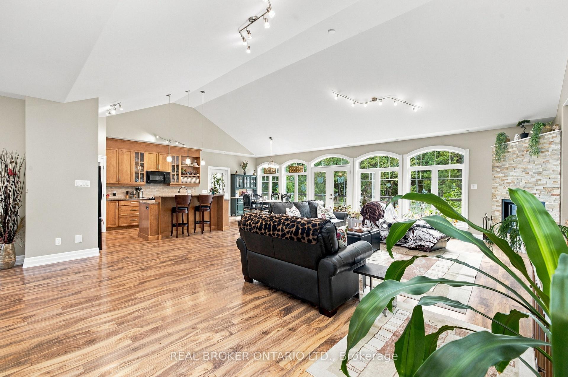 Photo 12 of 3475 Torwood Drive, Ottawa, Dunrobin Shores — HOMEH