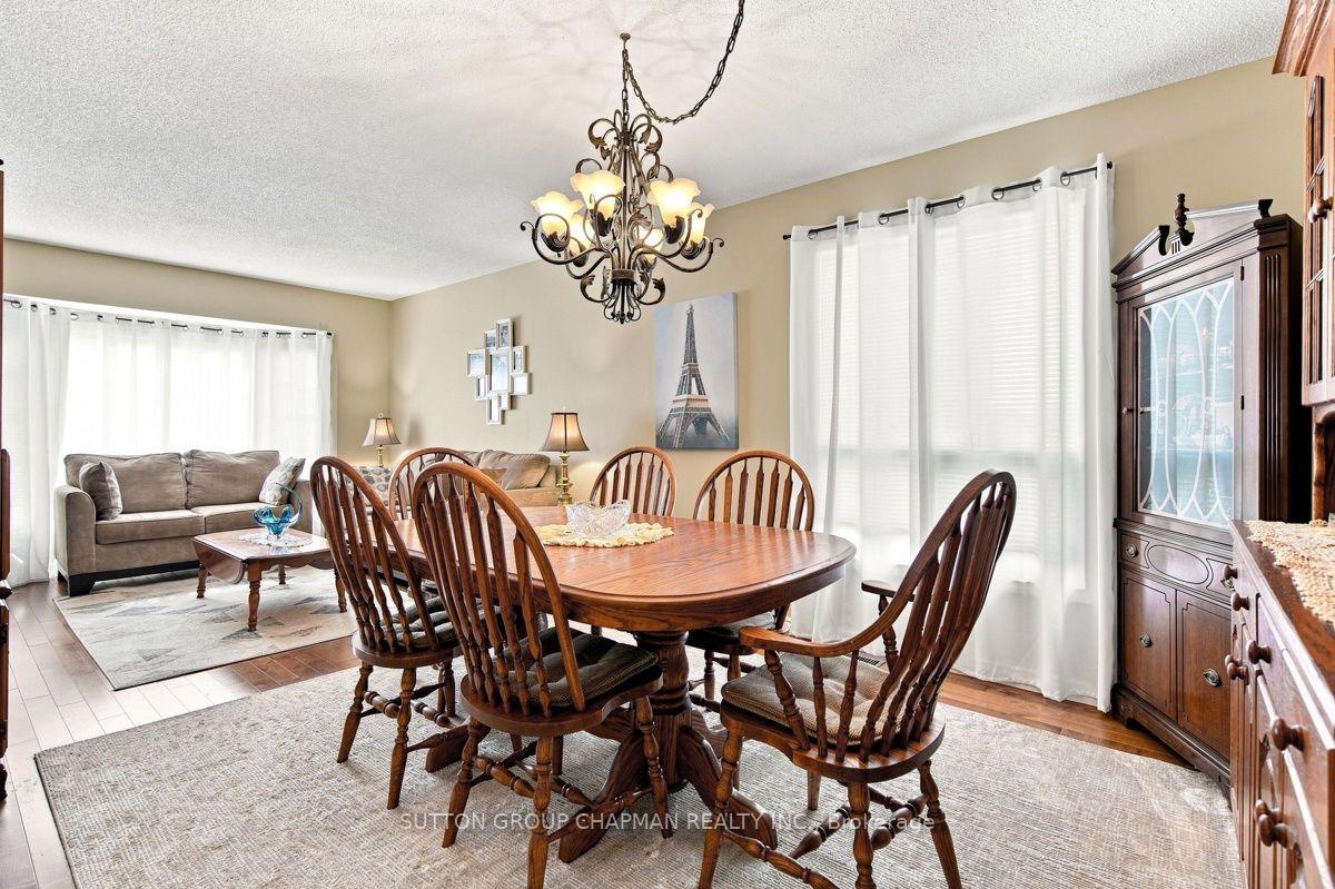 Photo 9 of 115 Gerald Crescent, London, South J — HOMEH