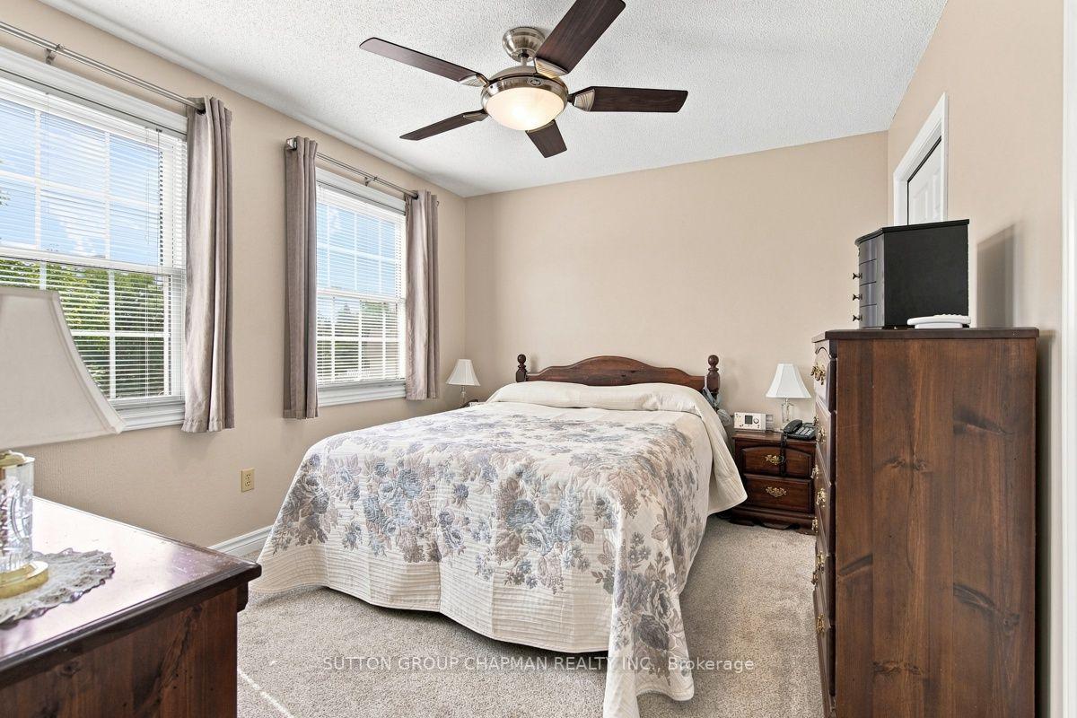 Photo 19 of 115 Gerald Crescent, London, South J — HOMEH