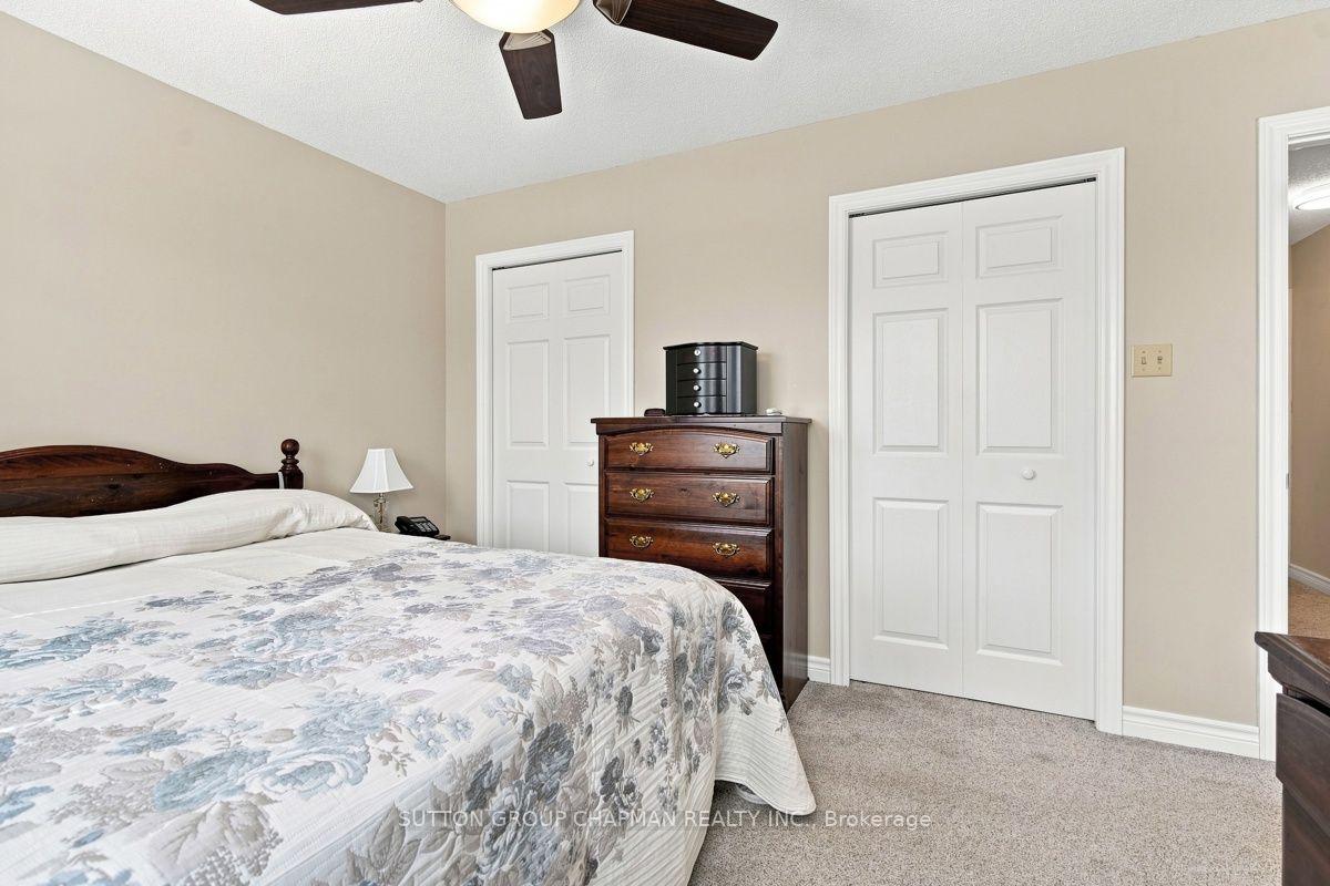 Photo 20 of 115 Gerald Crescent, London, South J — HOMEH