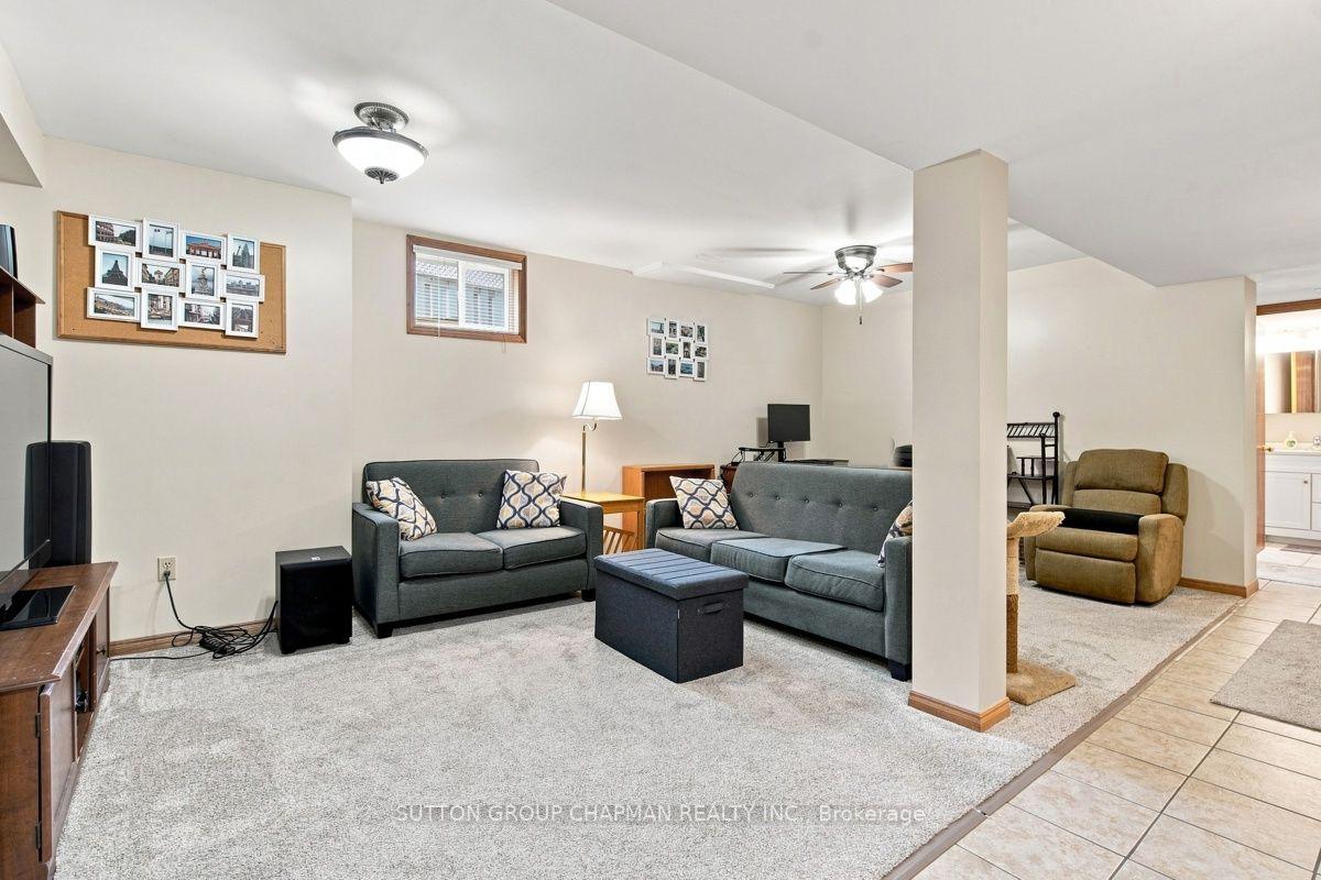 Photo 26 of 115 Gerald Crescent, London, South J — HOMEH