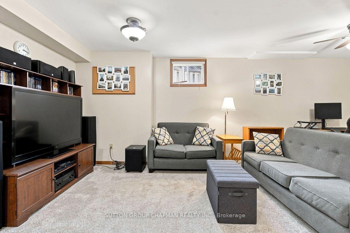 Photo 27 of 115 Gerald Crescent, London, South J — HOMEH