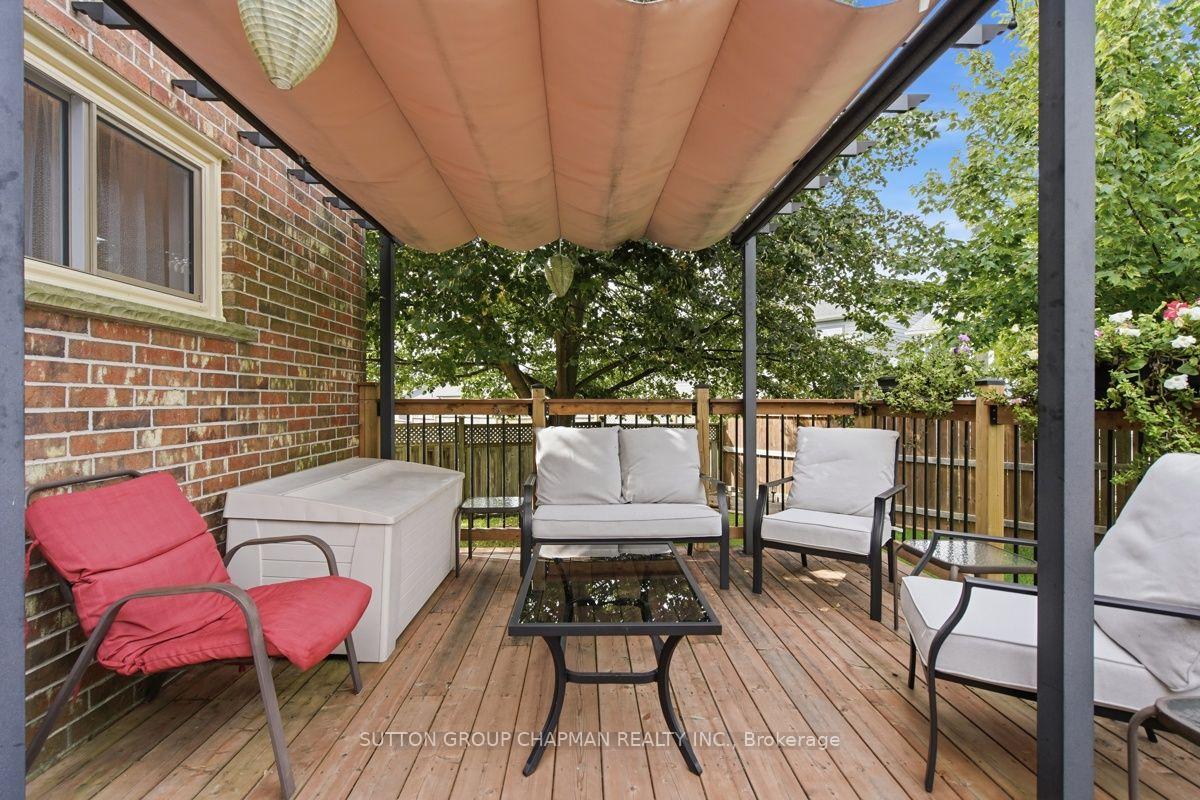 Photo 36 of 115 Gerald Crescent, London, South J — HOMEH