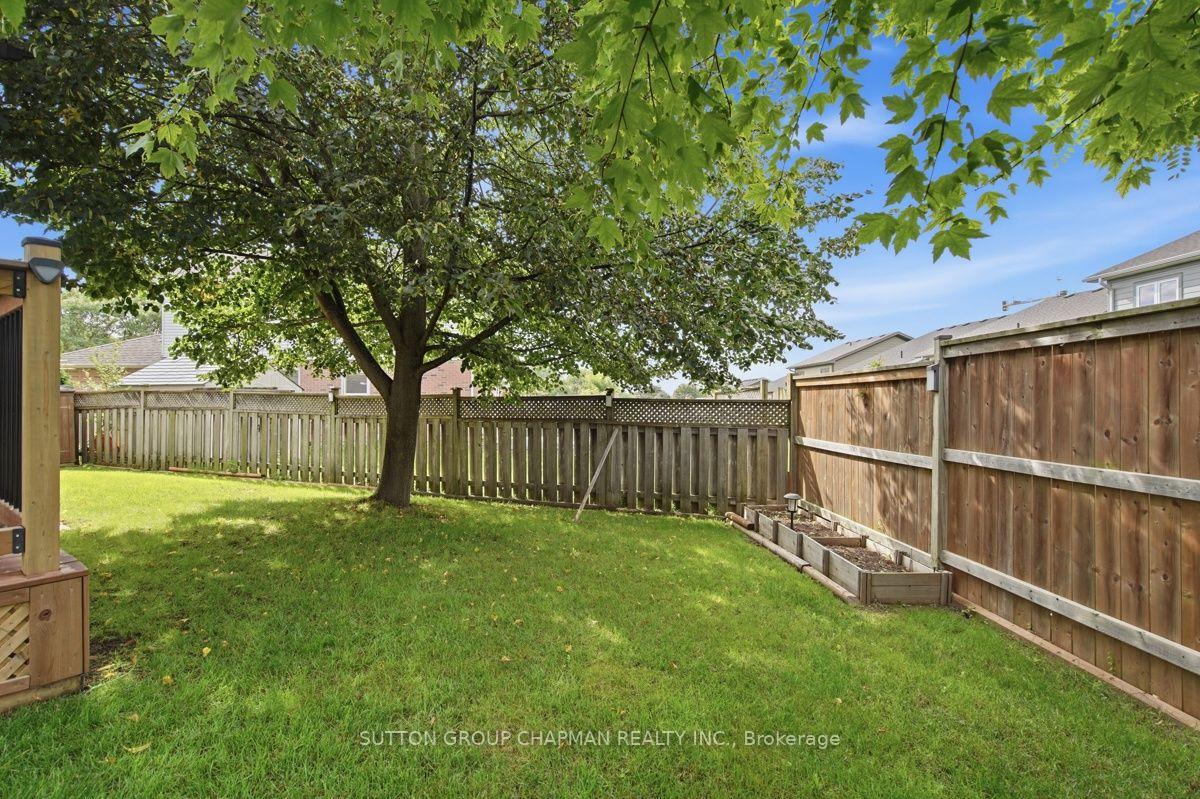 Photo 39 of 115 Gerald Crescent, London, South J — HOMEH