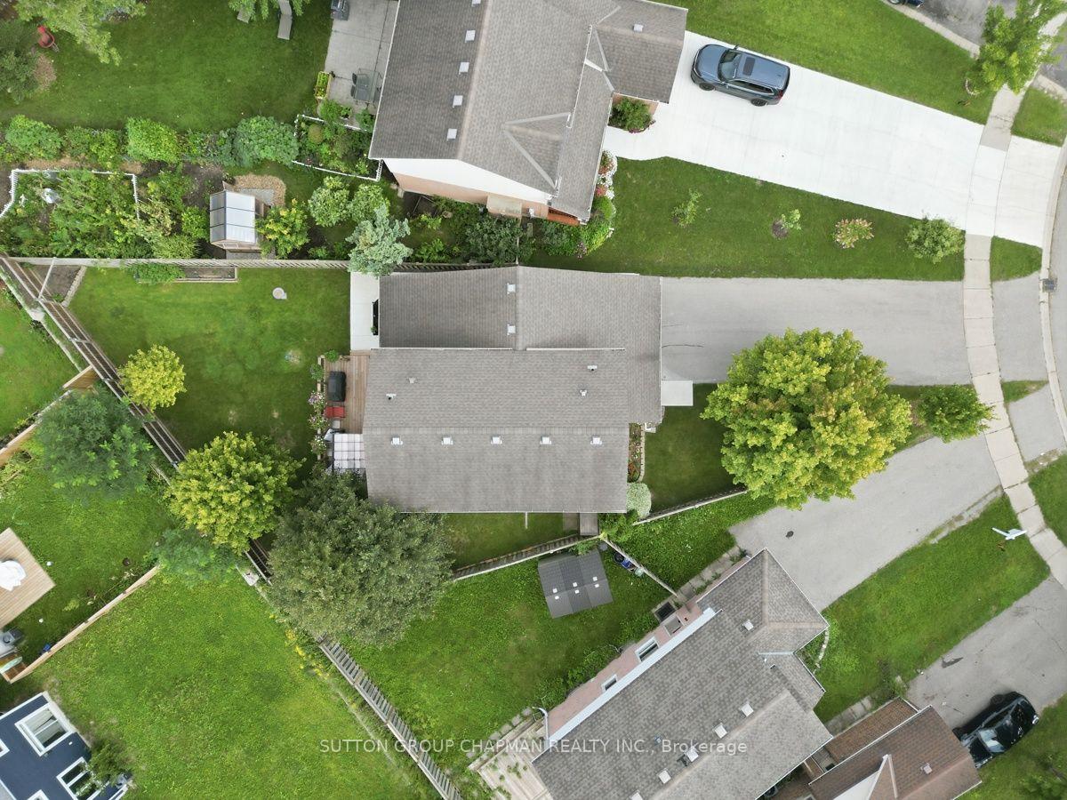 Photo 45 of 115 Gerald Crescent, London, South J — HOMEH
