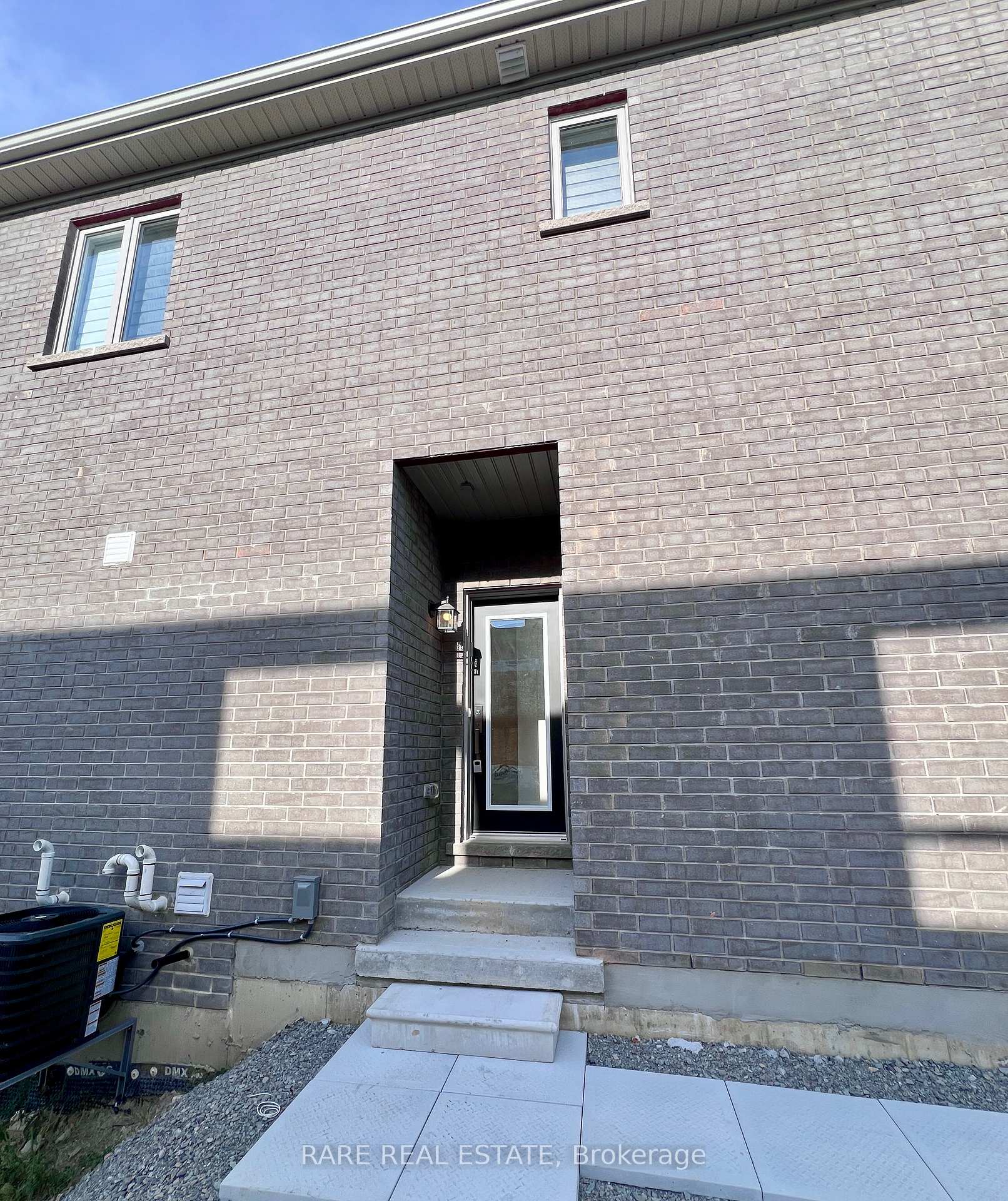 Photo 25 of 1-13 Winery Way, Barrie, Rural Barrie Southeast — HOMEH